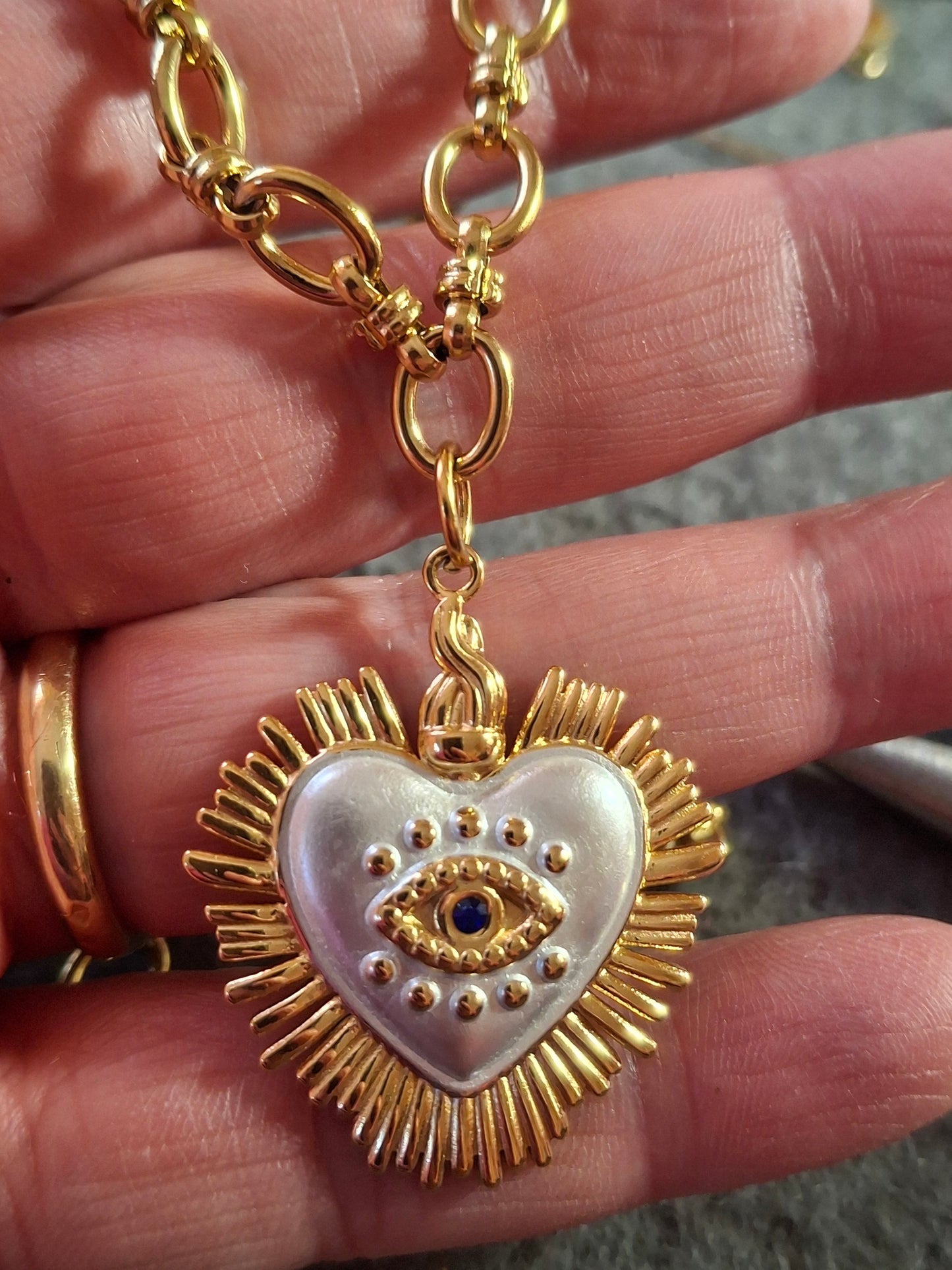 Bracelet maille gourmette grand pendentif coeur stainless steel 316 œil de Turquie sur mesure réglable