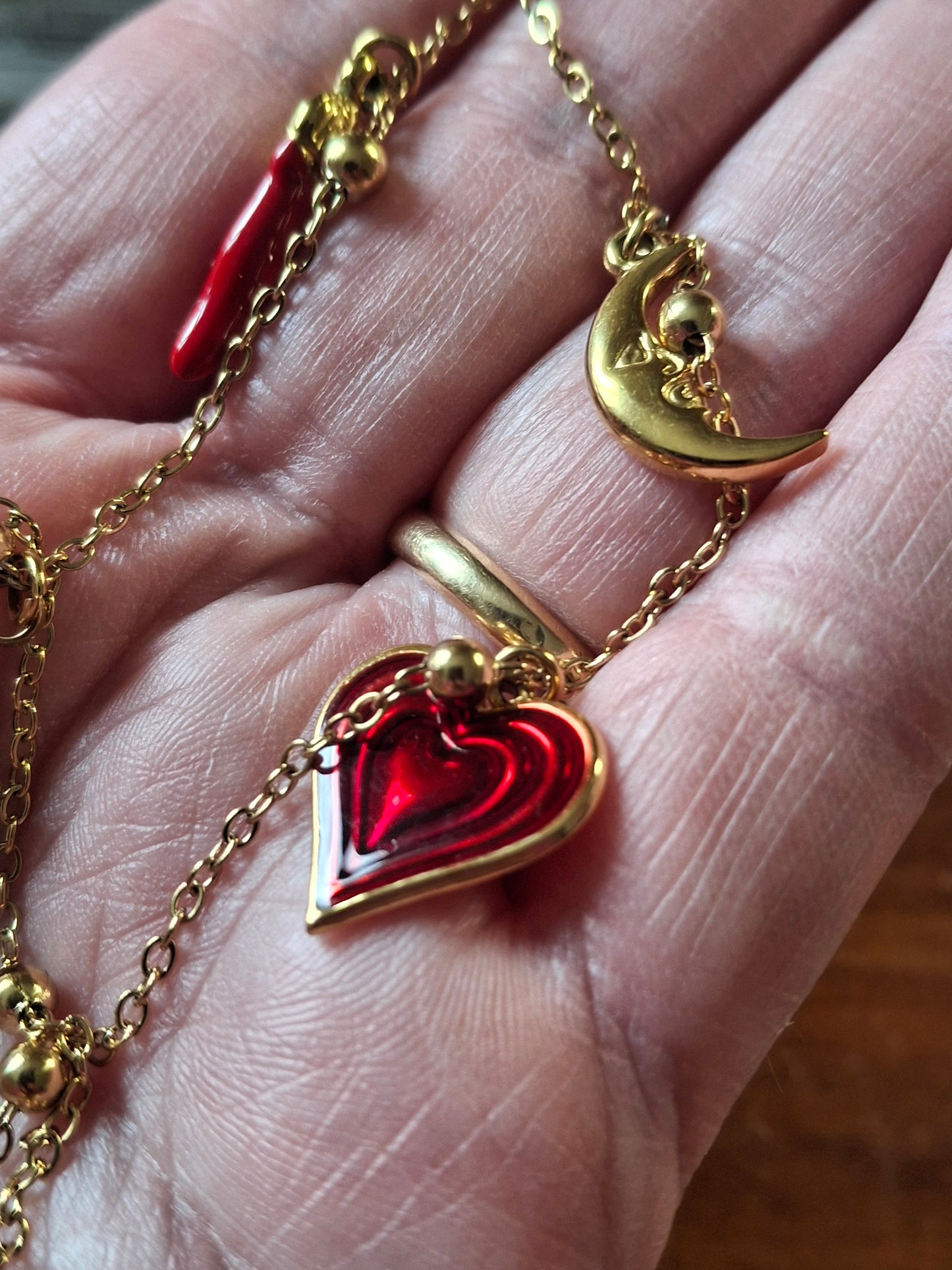 Collier chaîne dorée acier inoxydable stainless steel 316 et breloques stainless steel 316 handmade réglable ajustable