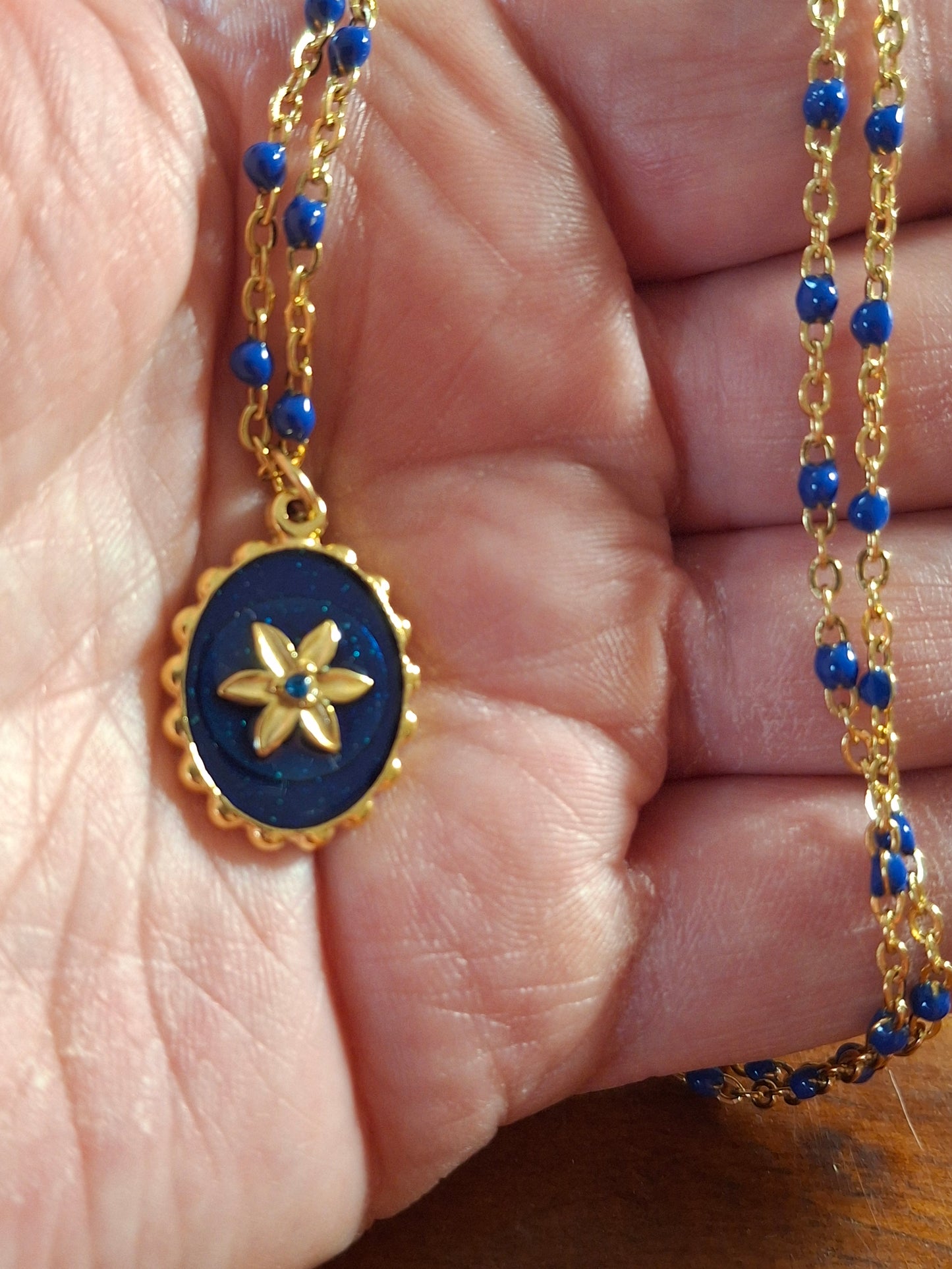 Collier chaîne dorée acier inoxydable Pendentif stainless steel poli