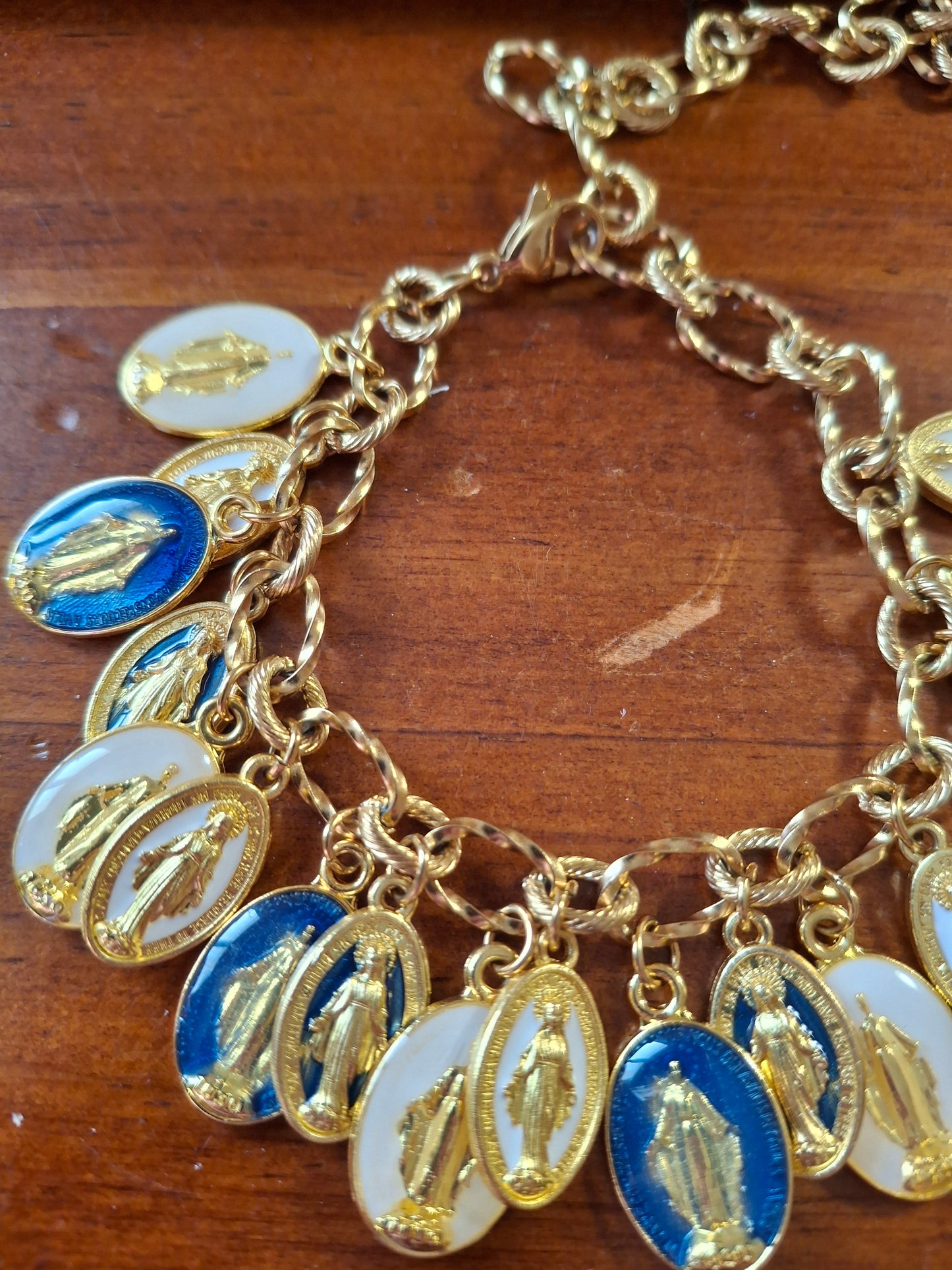 Bracelet chaîne acier inoxydable stainless steel breloques madone handmade réglable sur mesure