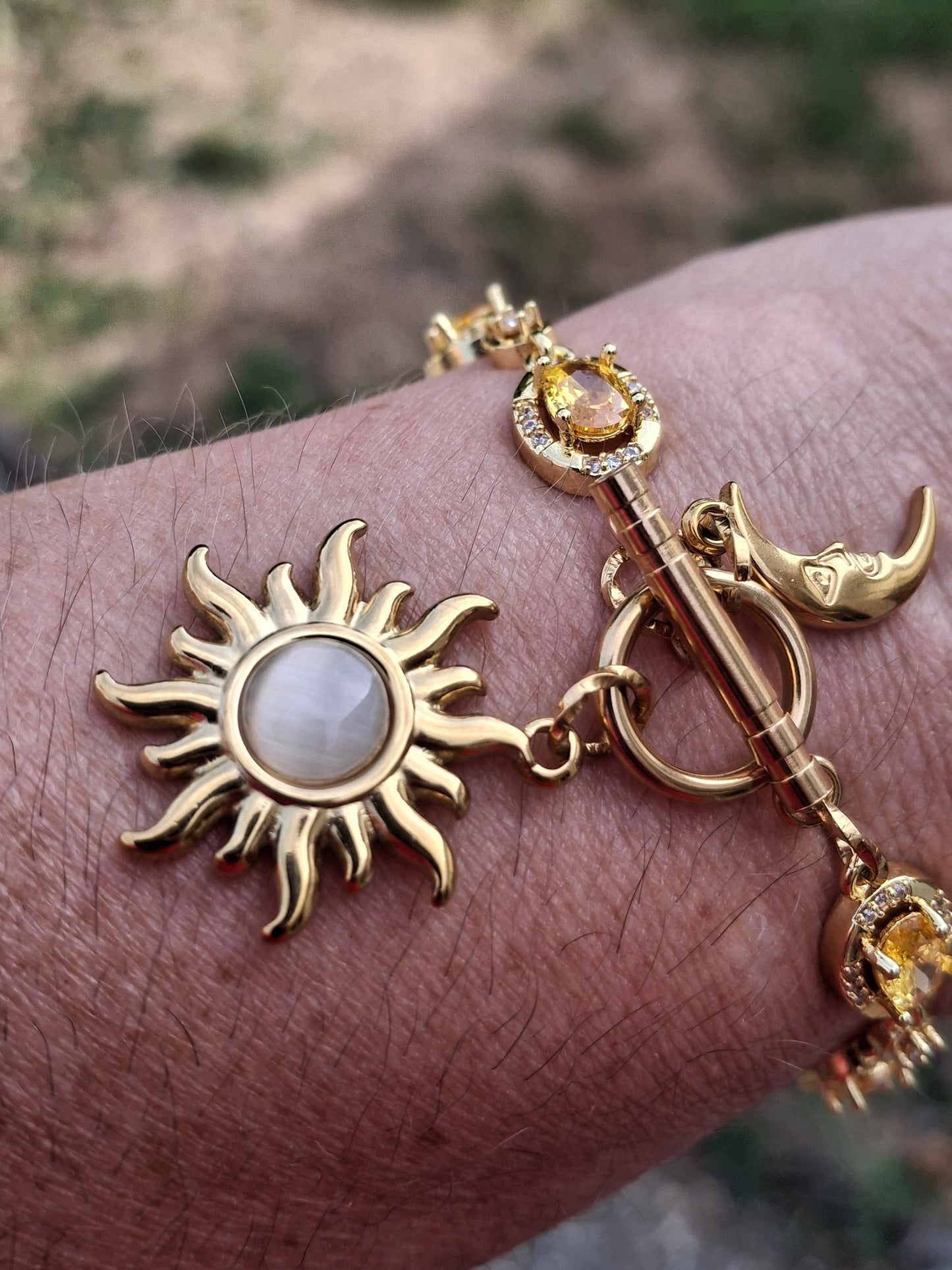 Bracelet chaîne maille gourmette stainless steel serti cristal, soleil et lune stainless steel 316 ,fermoir toggle handmade
