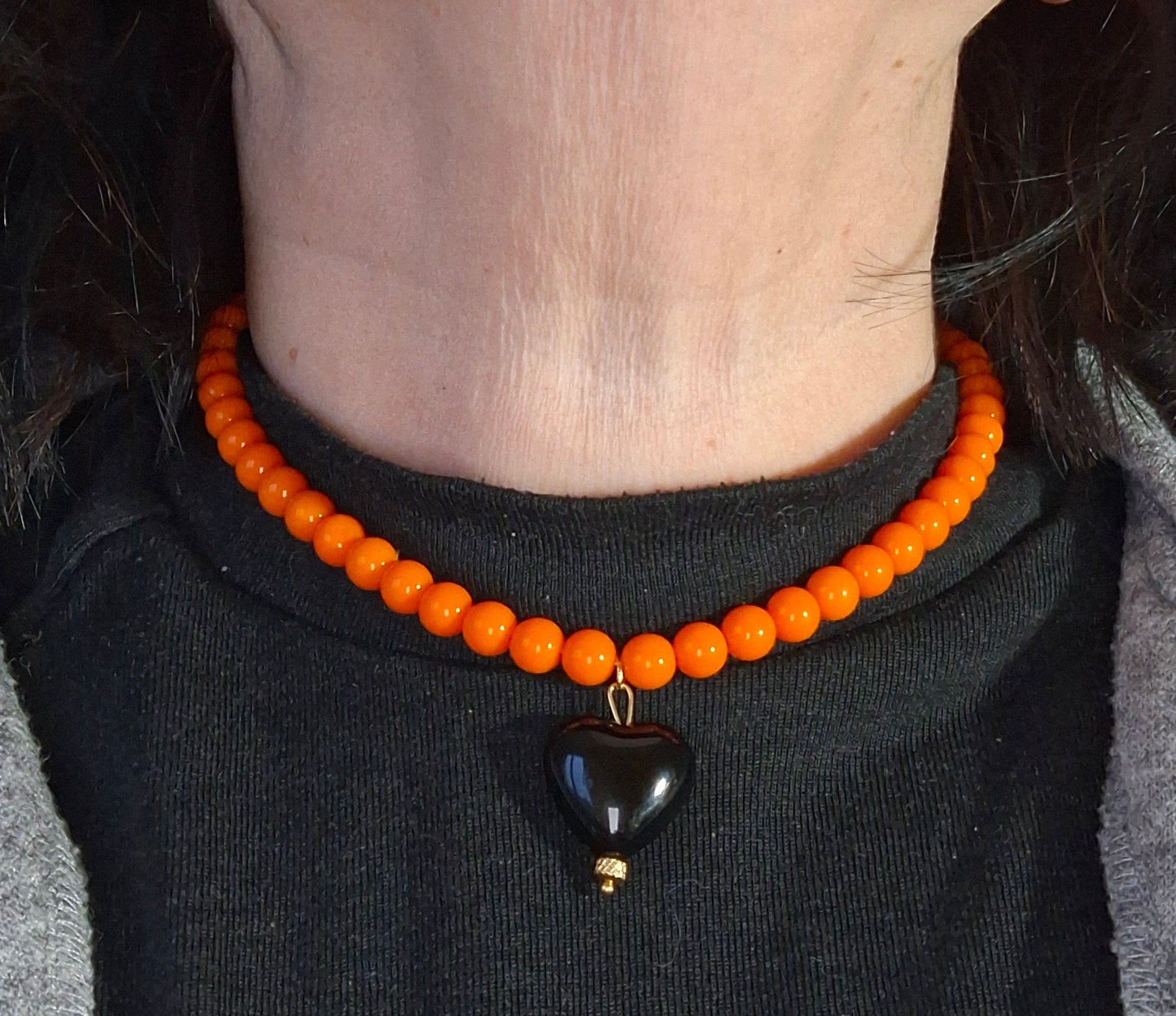 Collier perles acrylique et coeur handmade