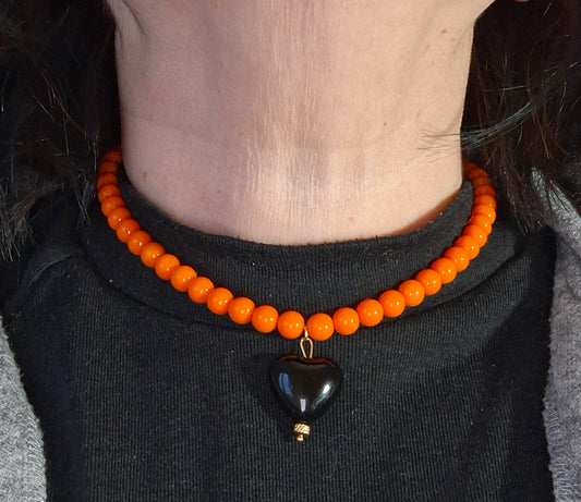 Collier perles acrylique et coeur handmade