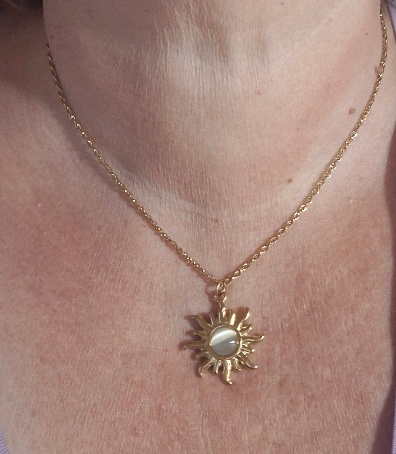 Kette mit gedrehter Kette aus Edelstahl 316, Sonnen- oder ovaler Anhänger aus Edelstahl 316 und Mondstein