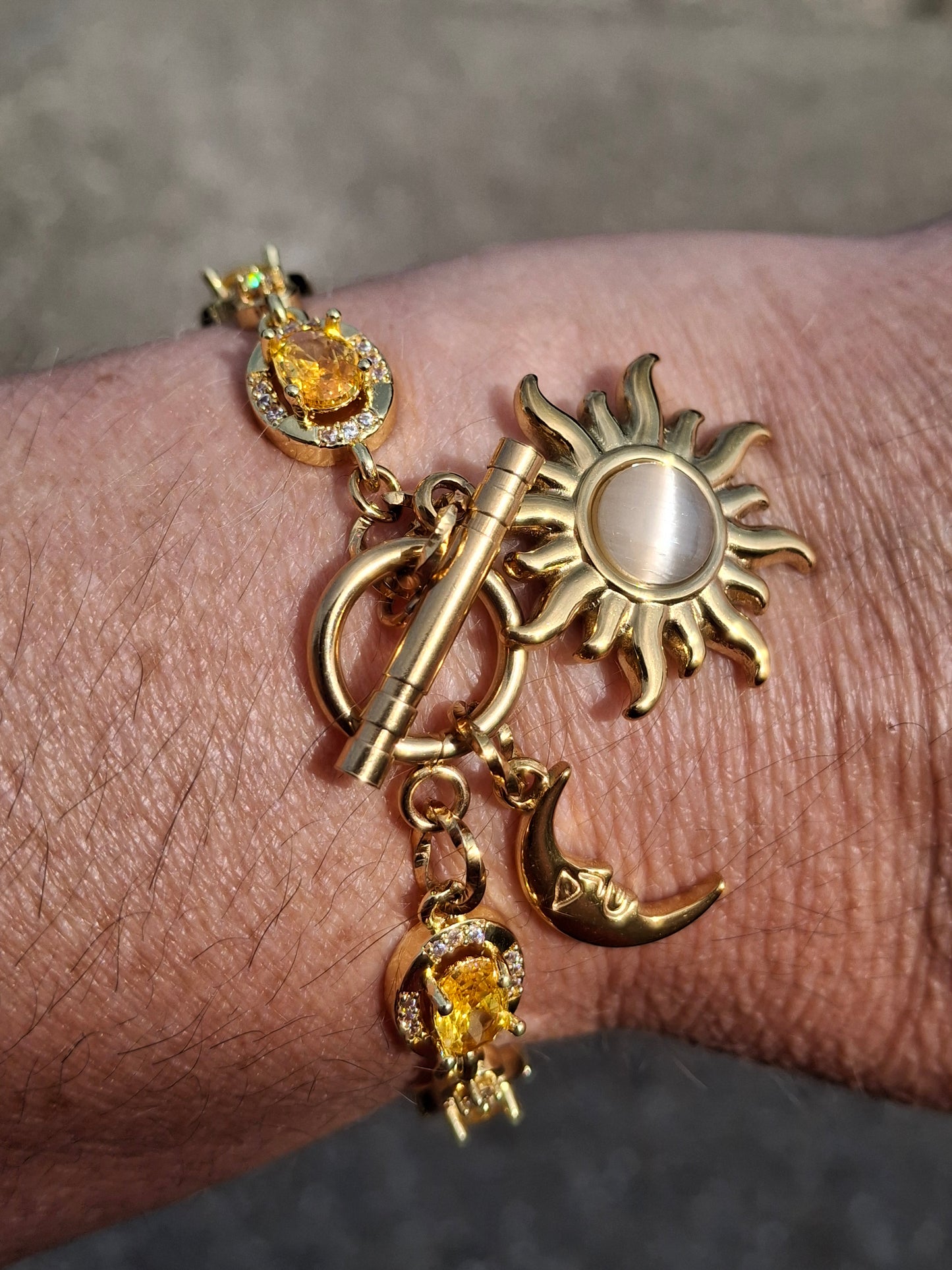 Bracelet chaîne maille gourmette stainless steel serti cristal, soleil et lune stainless steel 316 ,fermoir toggle handmade