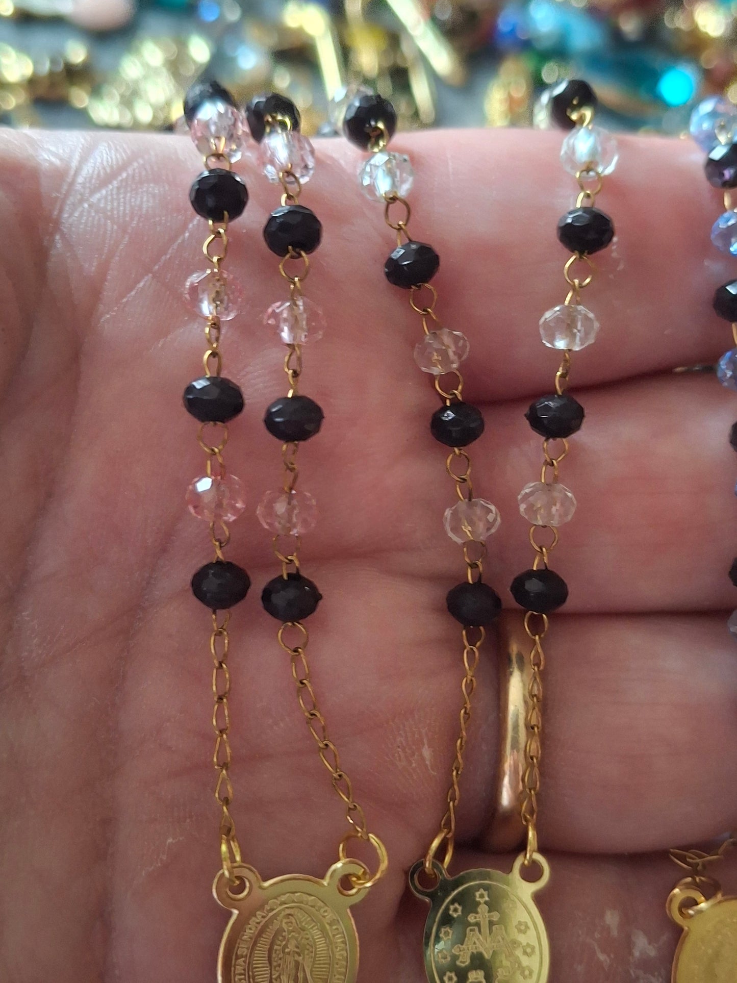 Collier chapelet, Collier lasso en acier inoxydable stainless steel 316 et perles en cristal madone et croix