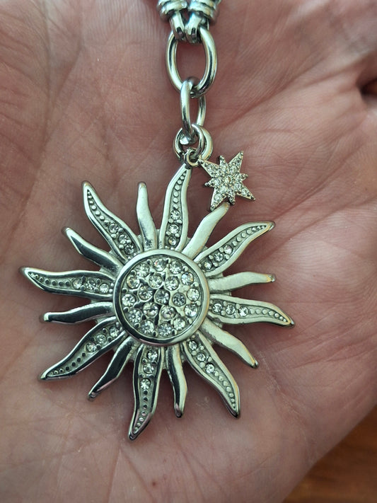 Very beautiful necklace, silver-plated curb chain, 316 stainless steel, large polished 316 stainless steel sun pendant