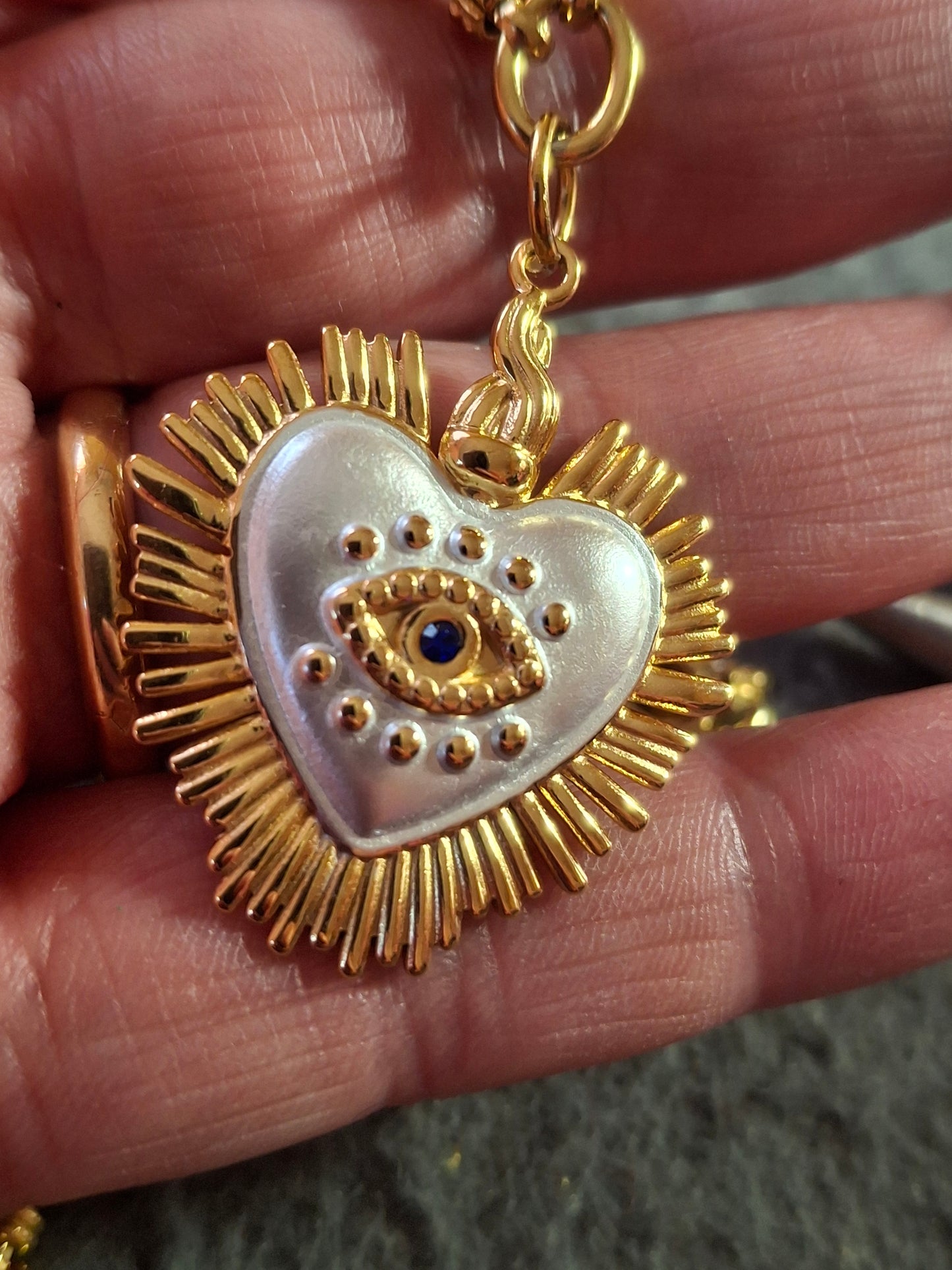 Bracelet maille gourmette grand pendentif coeur stainless steel 316 œil de Turquie sur mesure réglable