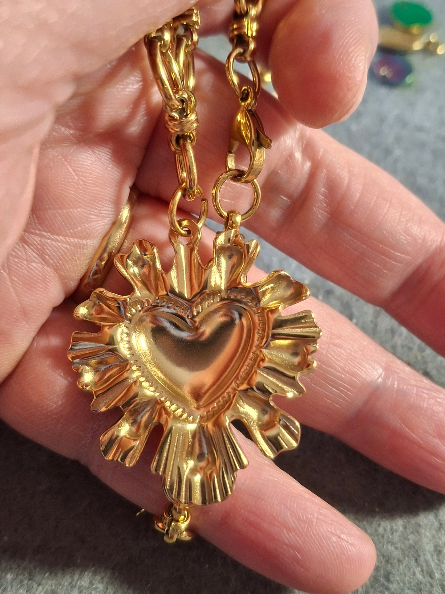 Collier chaîne maille gourmette stainless steel 316 grand cœur rétro stainless steel 316 et email coloré turquoise