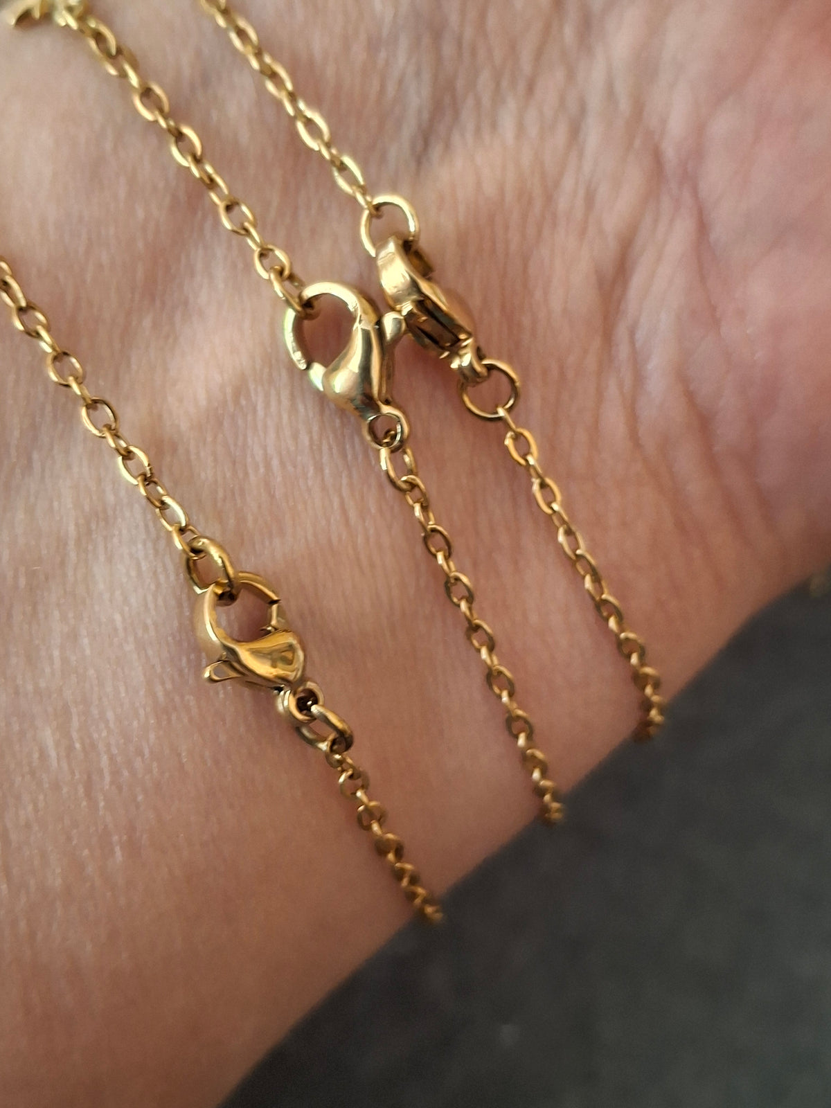 Bracelet chaîne acier inoxydable stainless steel 316 ,connecteur étoile et cristal acier inoxydable stainless steel handmade sur mesure