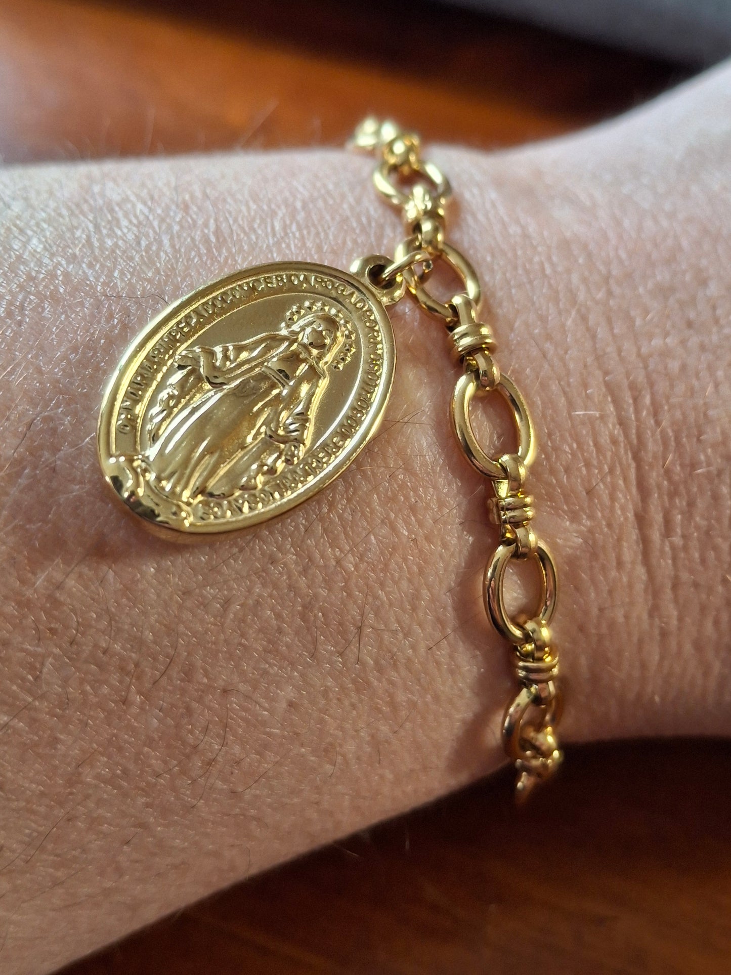 Bracelet chaîne acier inoxydable stainless steel 316 et grande médaille madone stainless steel 316