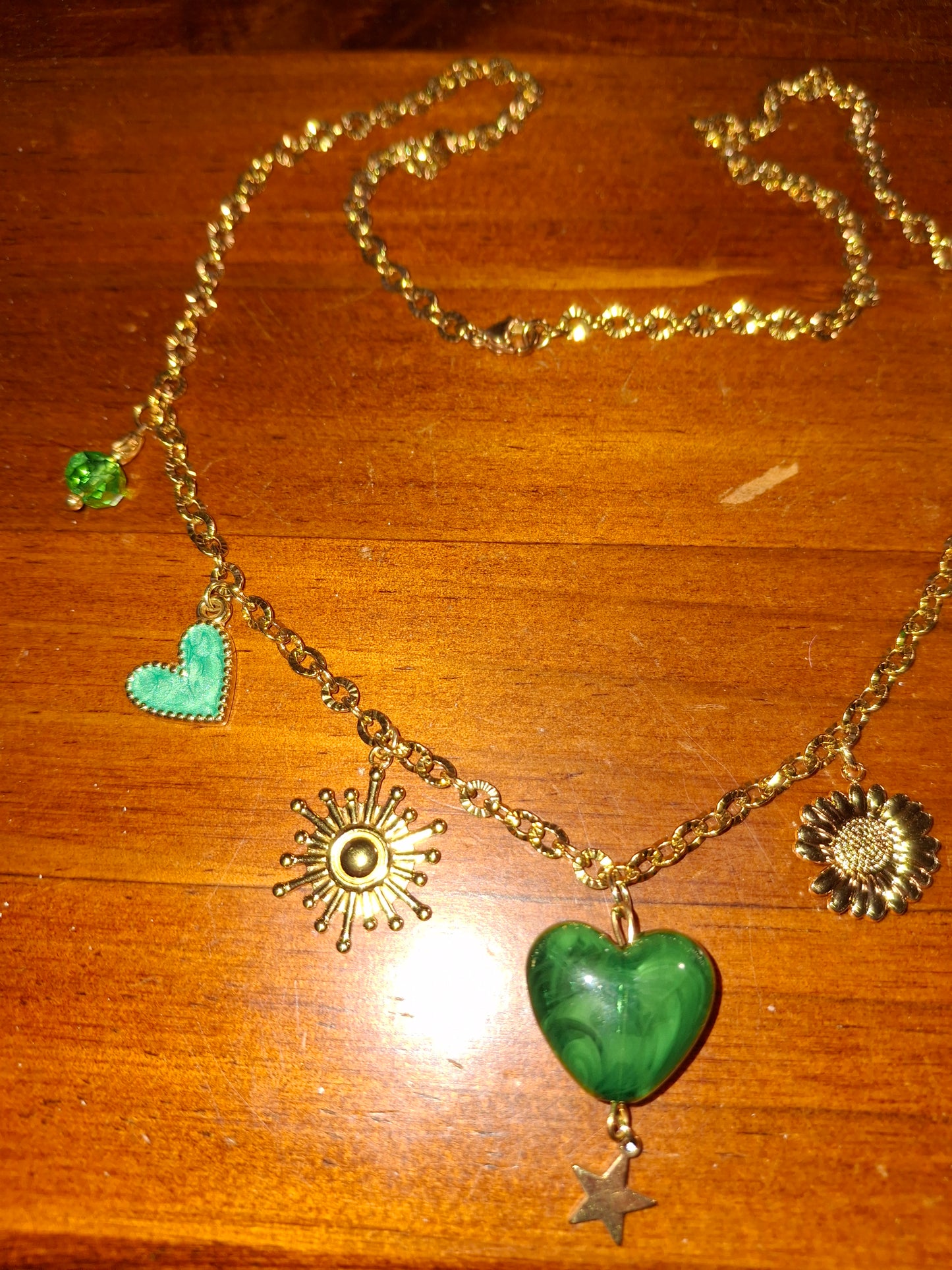 Collier chaîne dorée acier inoxydable stainless steel 316 et breloques handmade sur mesure