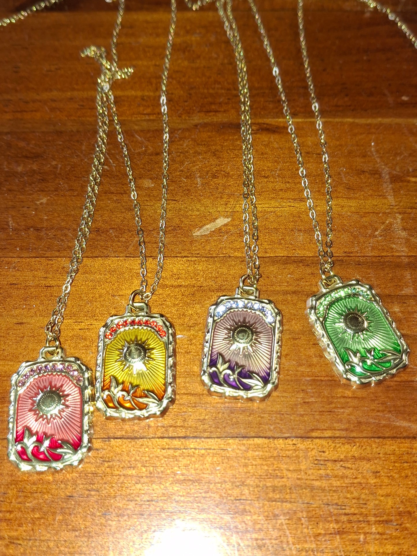 Collier chaîne dorée acier inoxydable stainless steel pendentif stainless steel