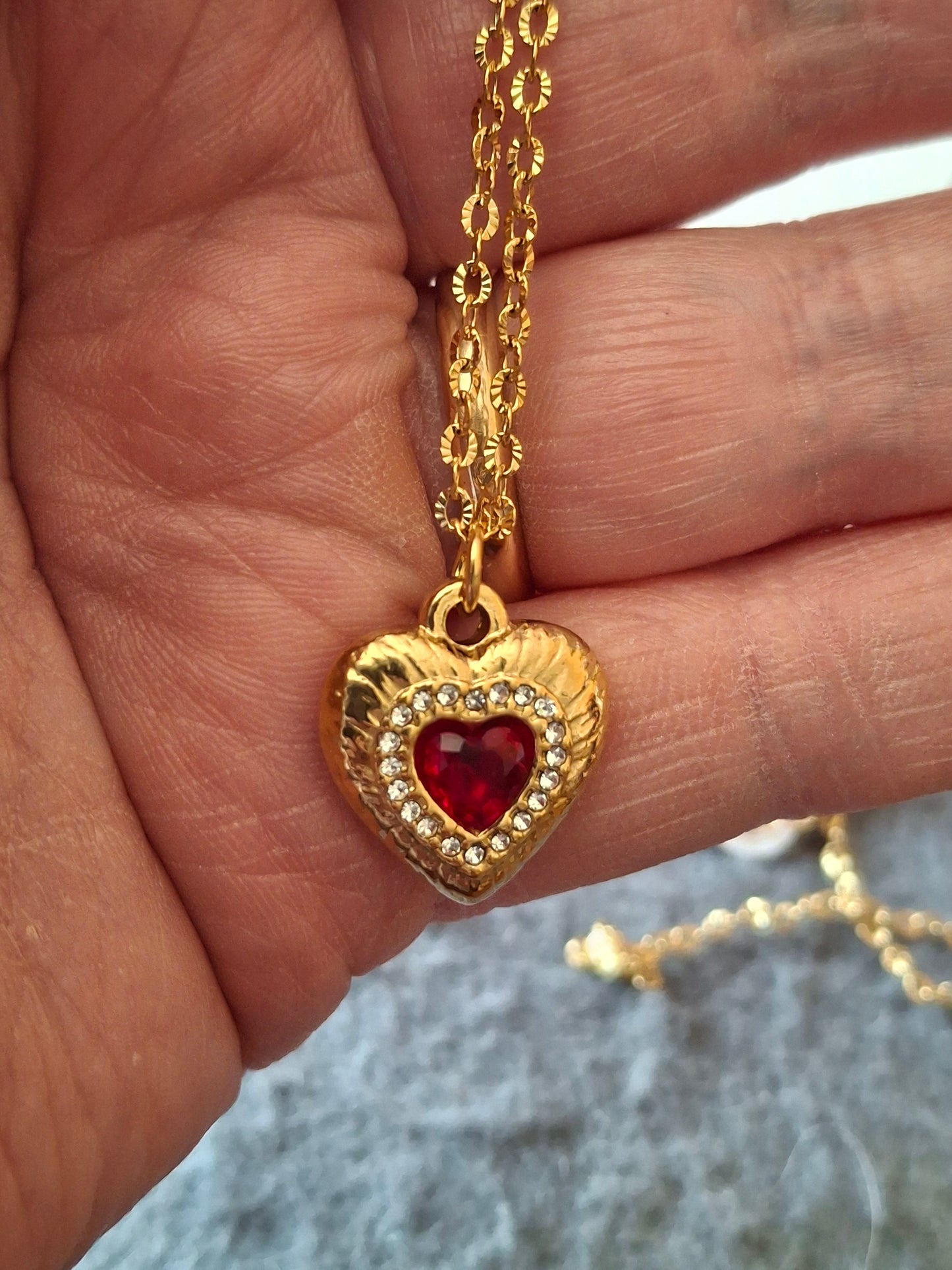 Halskette goldfarbene Edelstahlkette 316, Herzanhänger Edelstahl 316 mit Zirkonia