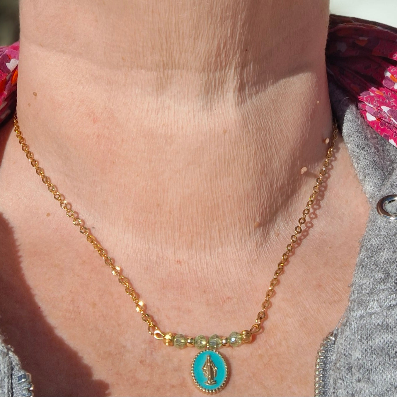 Collier chaîne stainless steel 316 madone stainless steel 316 turquoise et perles en cristal