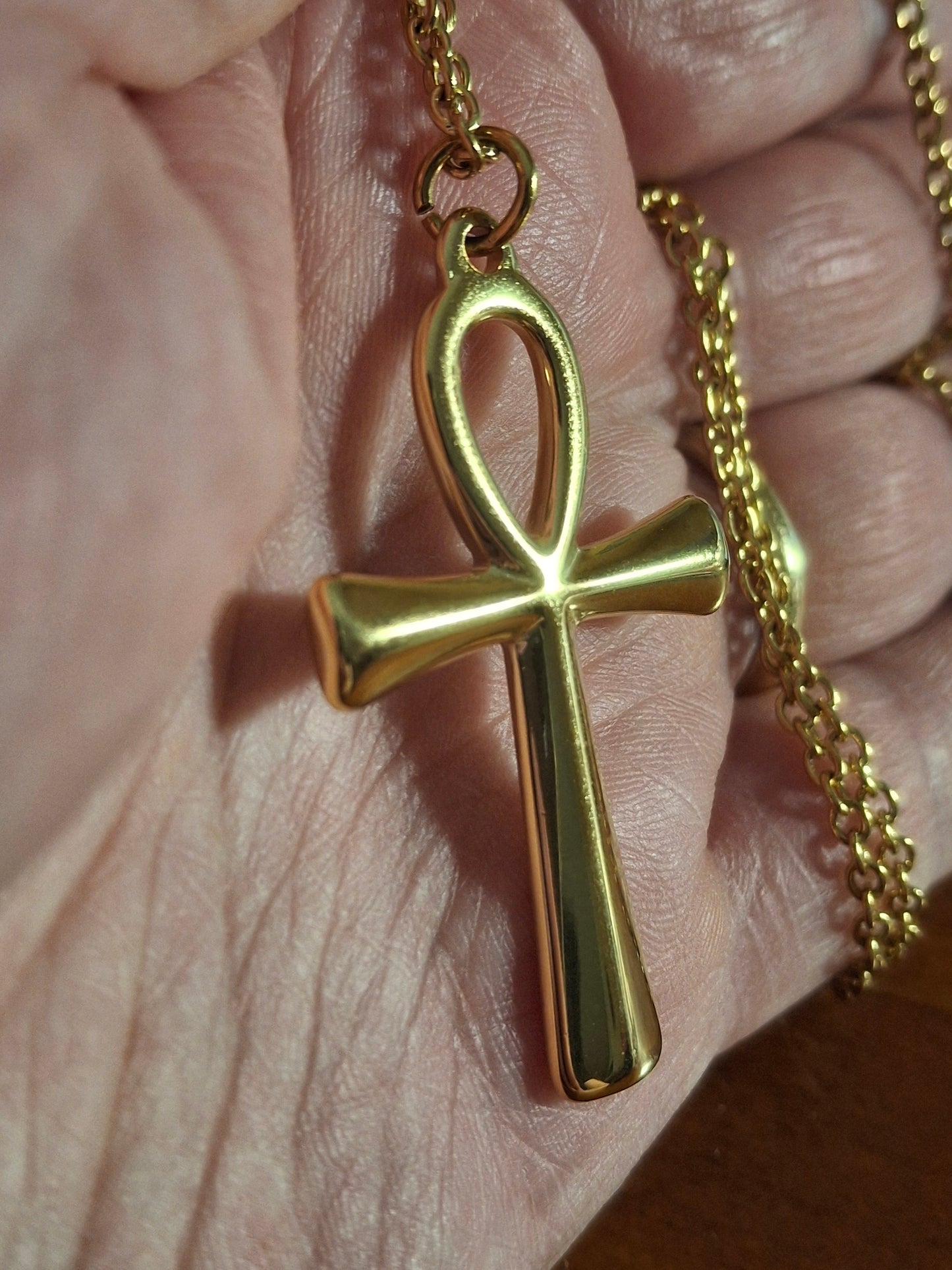 Collier chaîne dorée acier inoxydable stainless steel 316  croix ANKH stainless steel 316