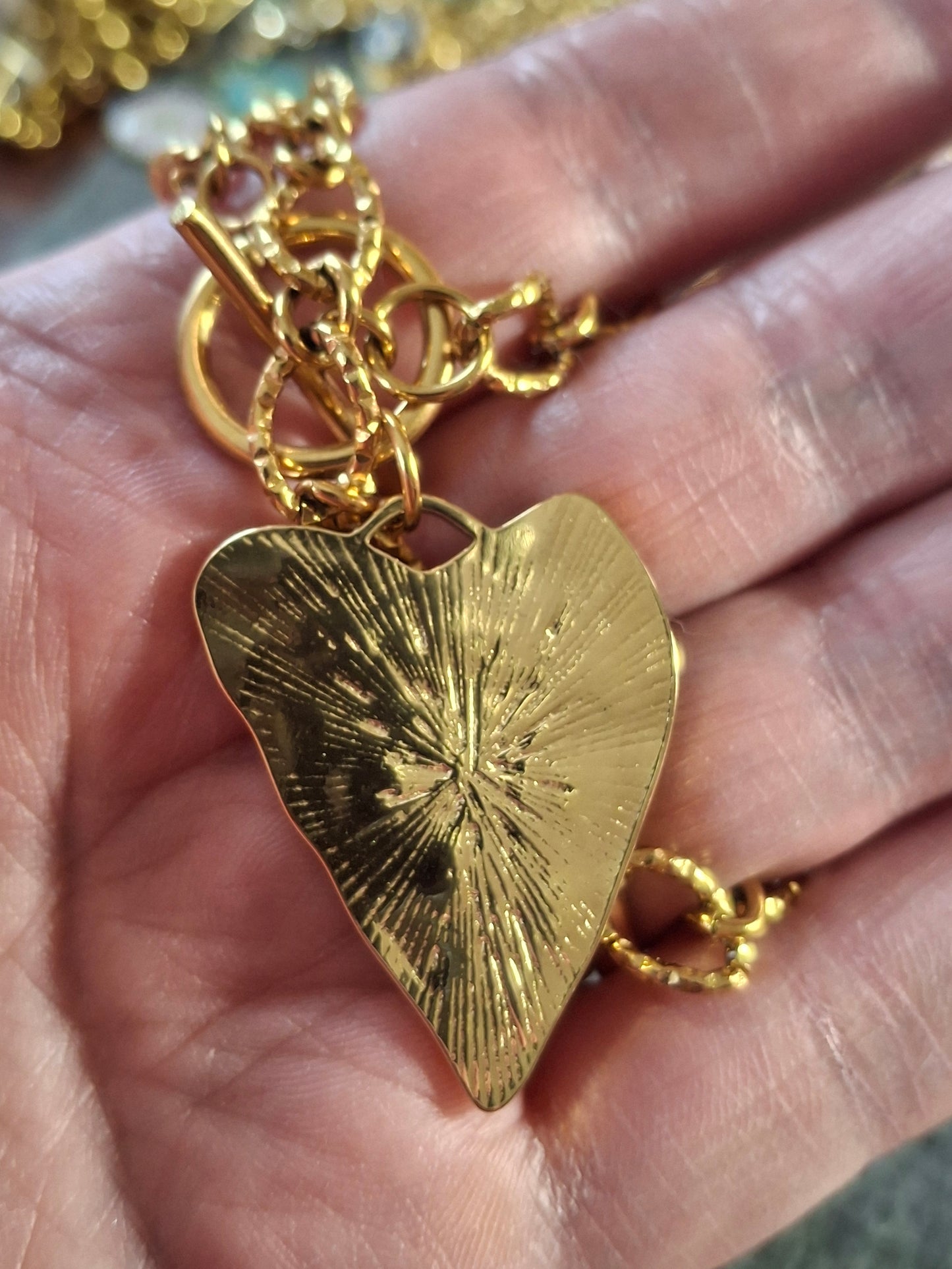 Collier chaîne acier inoxydable stainless steel grand pendentif coeur stainless steel et grand fermoir toggle