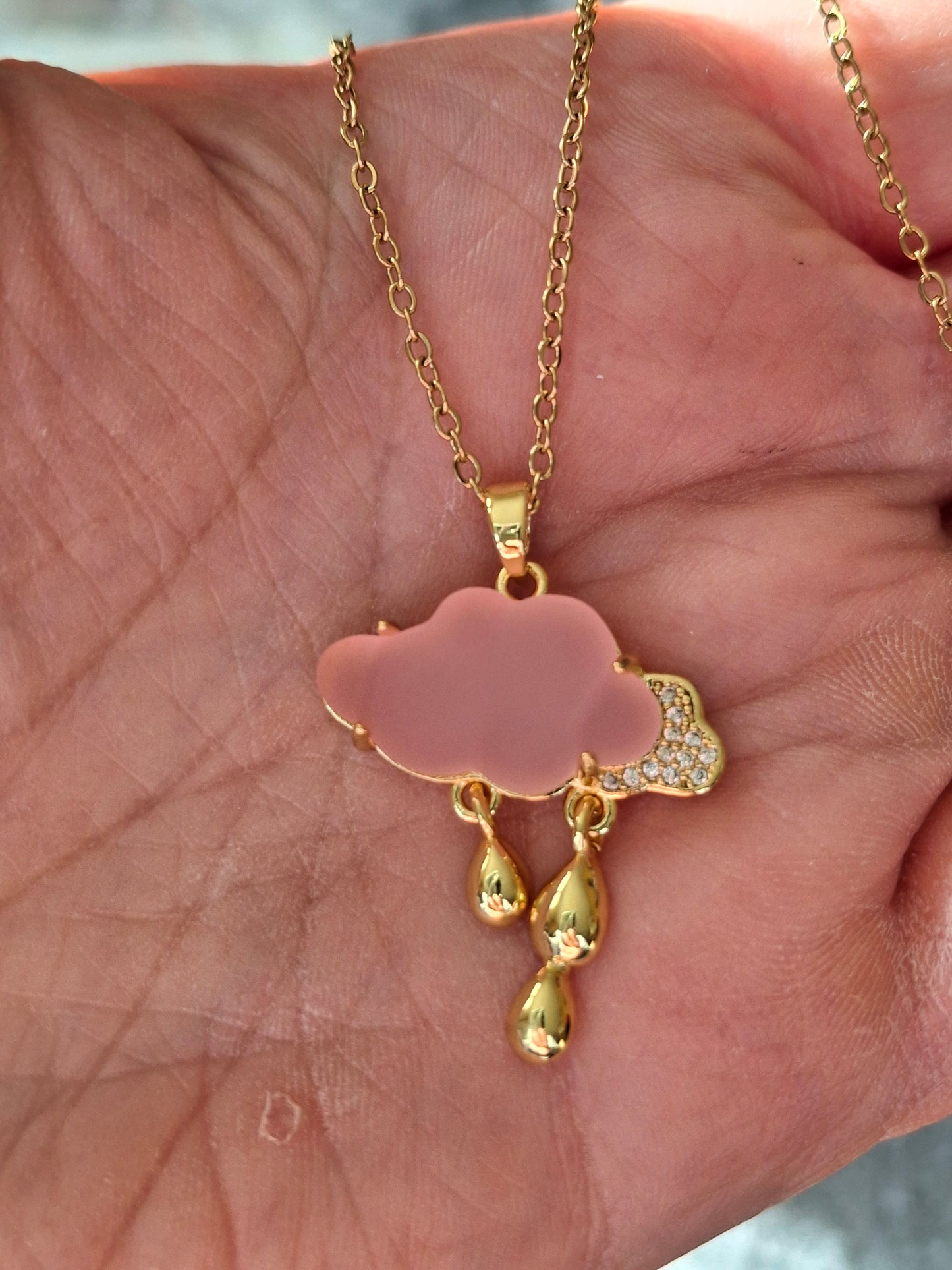 Collier chaîne dorée acier inoxydable stainless steel 316 nuage en résine serti zirconium acier inoxydable stainless steel 316 réglable