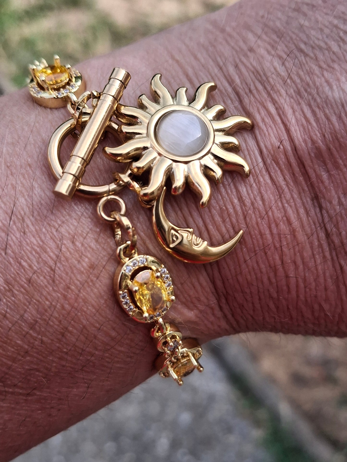 Bracelet chaîne maille gourmette stainless steel serti cristal, soleil et lune stainless steel 316 ,fermoir toggle handmade