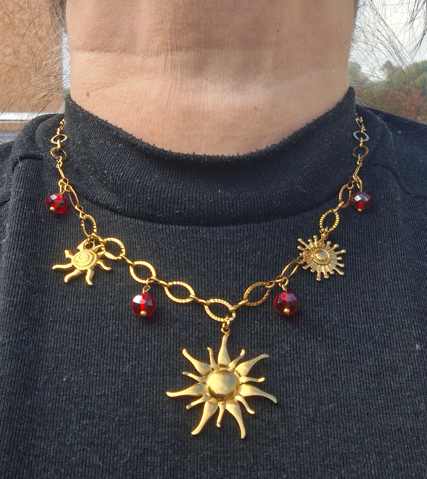 Collier chaîne dorée acier inoxydable stainless steel 316 et breloques stainless steel 316 handmade