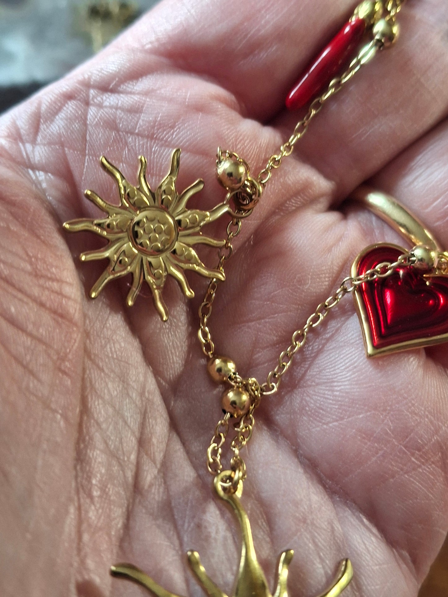 Collier chaîne dorée acier inoxydable stainless steel 316 et breloques stainless steel 316 handmade réglable ajustable