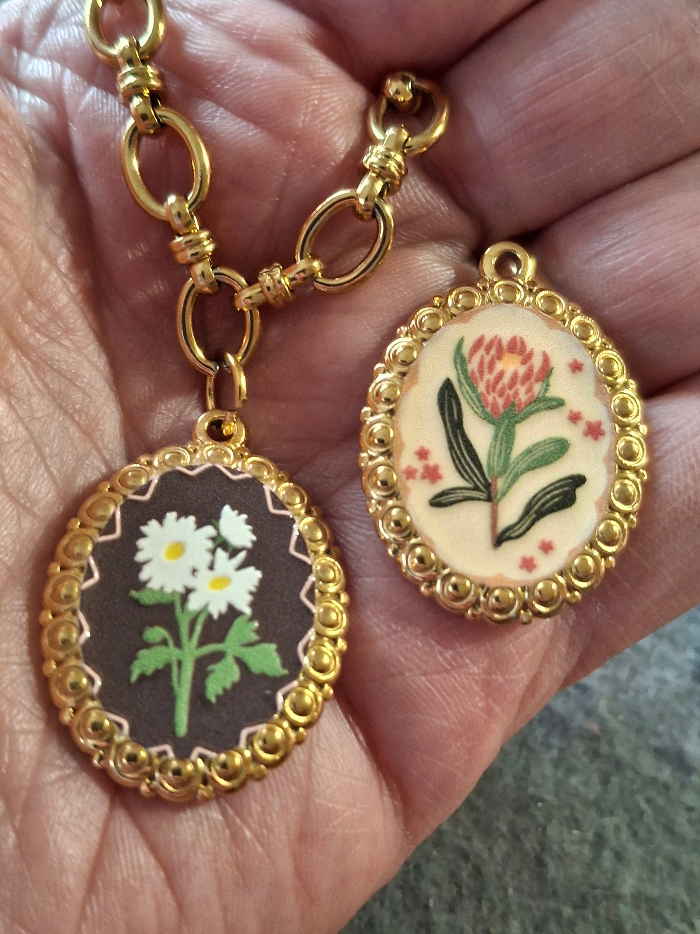 Bracelet maille gourmette acier inoxydable stainless steel 316 et grand pendentif stainless steel 316 style rétro sur mesure