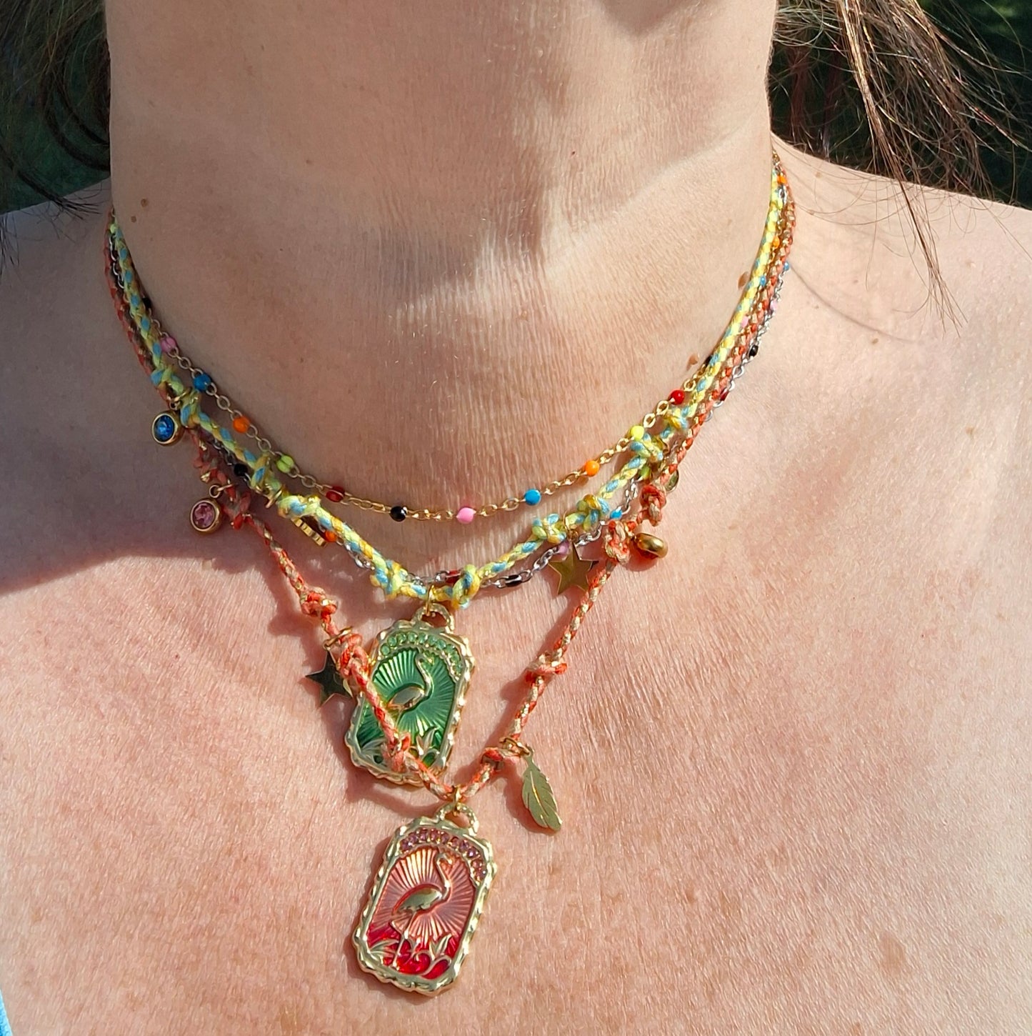 Handgefertigte verstellbare Halskette aus geflochtener Kordel mit Anhängern aus 316er Edelstahl