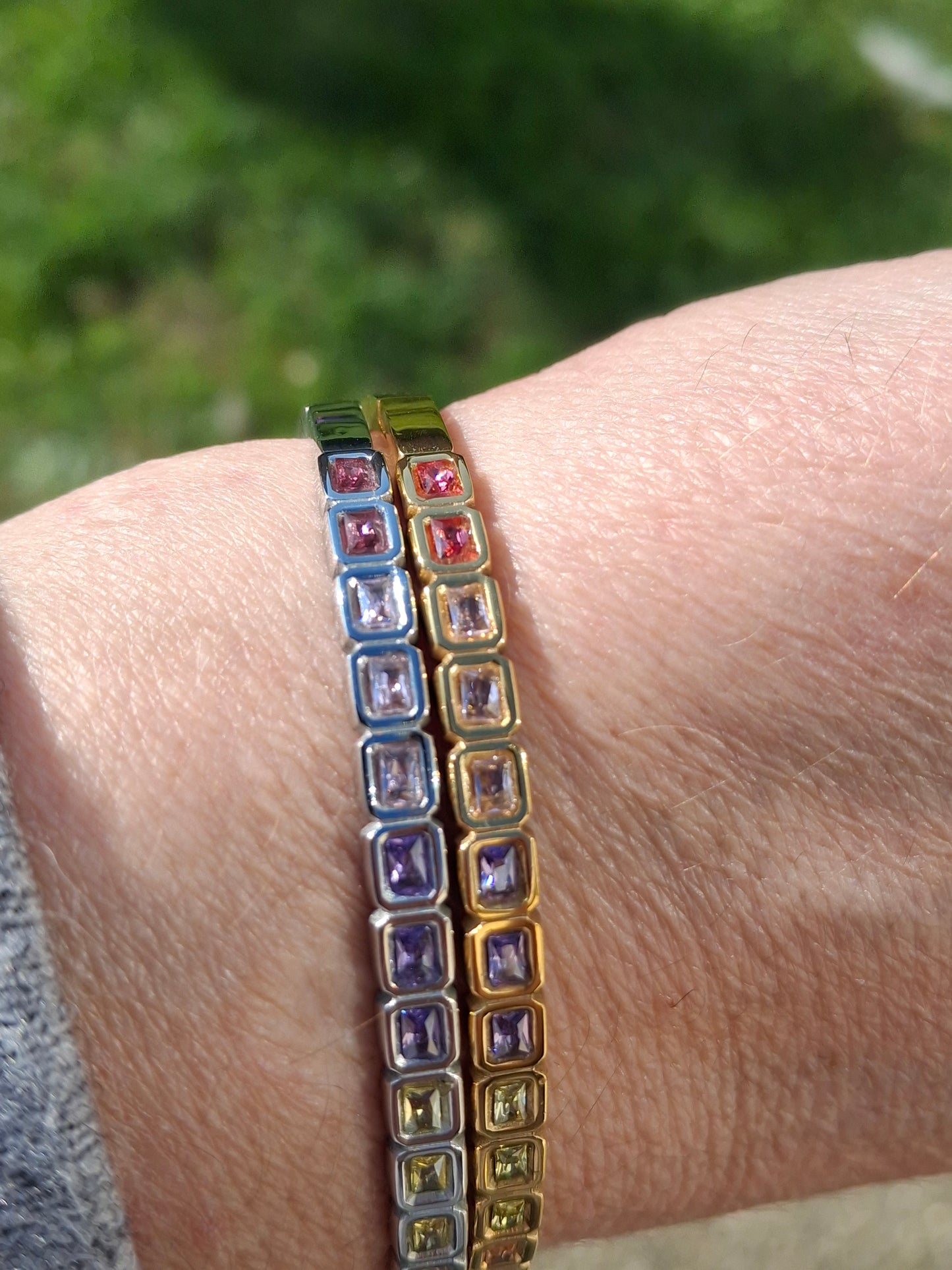 Thin rigid band set with crystal in stainless steel 316