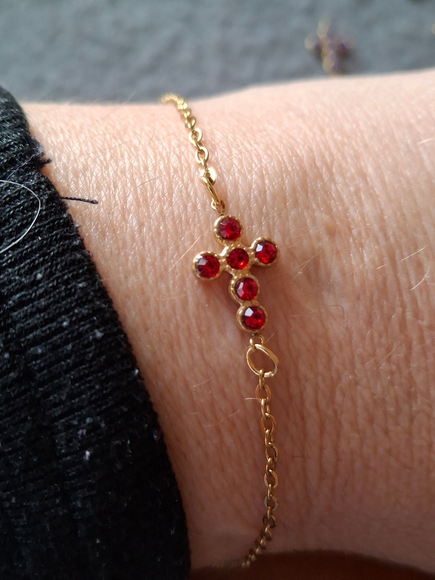 Bracelet chaîne acier inoxydable stainless steel 316 et croix stainless steel 316 plaqué or sur mesure