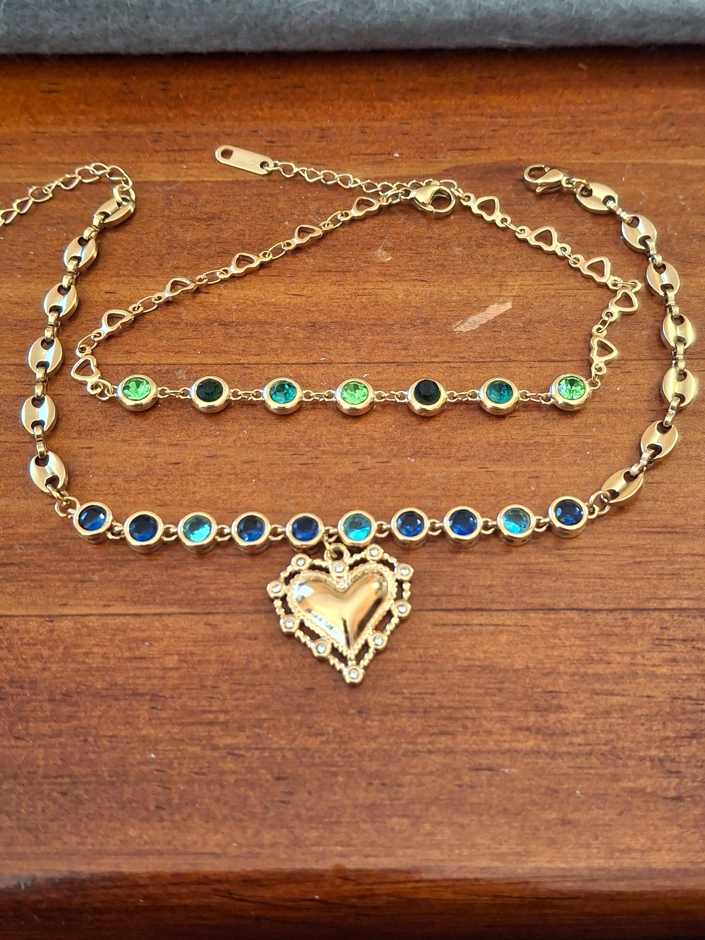 Armband Kette Edelstahl 316 von sehr schöner Qualität mit Kristallbesatz, handgefertigt nach Maß
