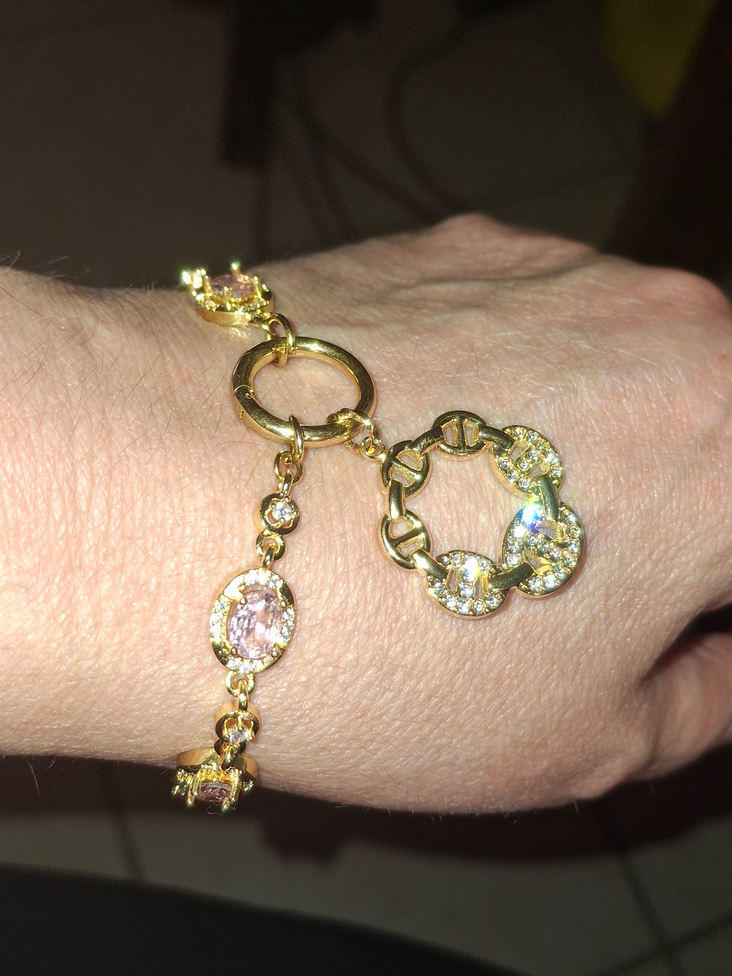 Armband Kette Edelstahl mit Kristall- und Zirkonia-Besatz Karabinerverschluss und polierter Edelstahl-Ankerkettenanhänger mit Zirkonia-Besatz handgefertigt