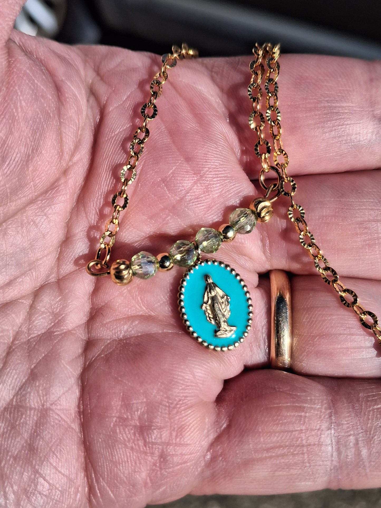 Collier chaîne stainless steel 316 madone stainless steel 316 turquoise et perles en cristal
