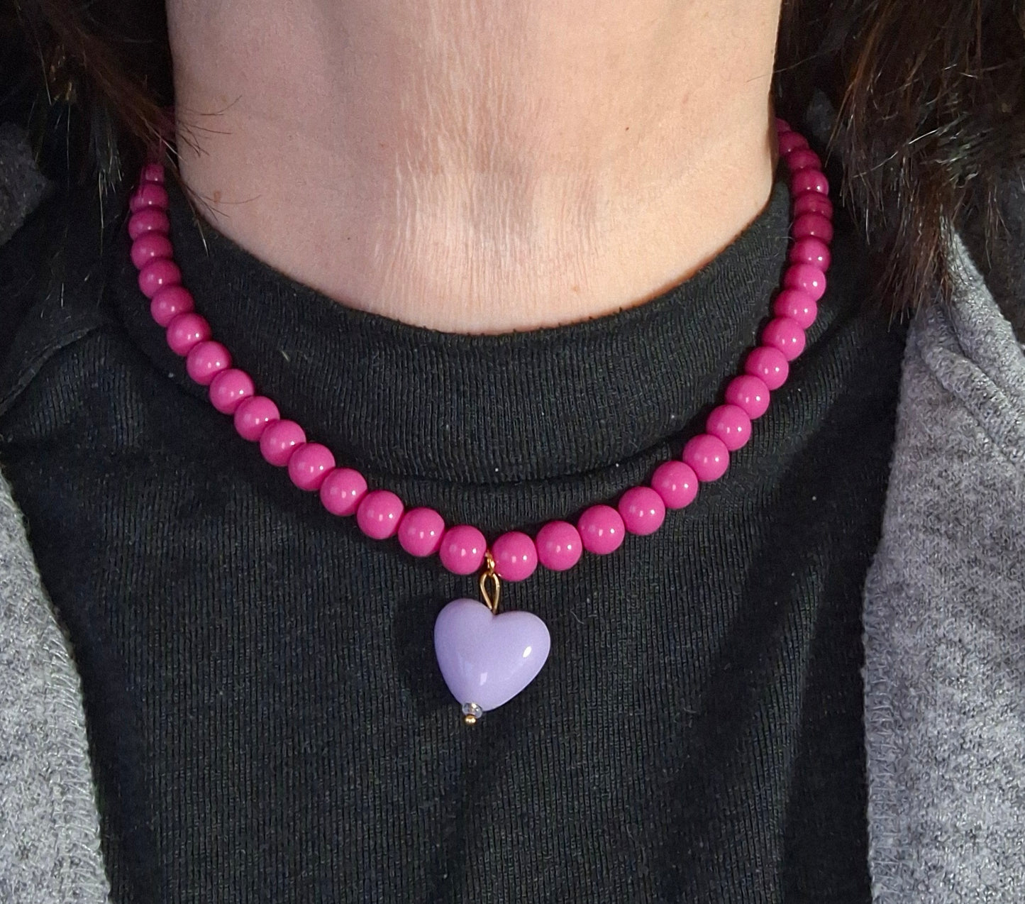 Collier perles acrylique et coeur handmade