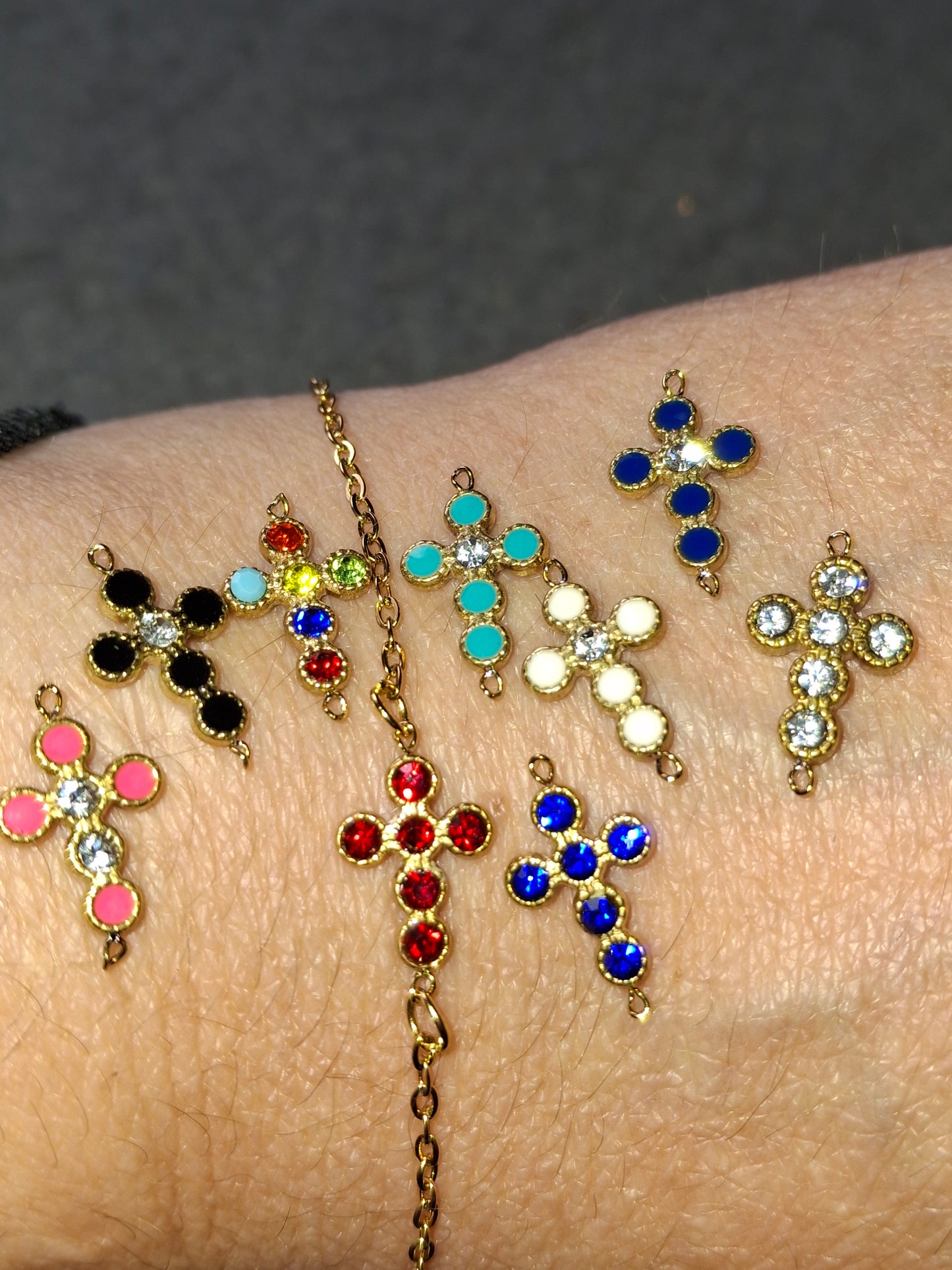 Bracelet chaîne acier inoxydable stainless steel 316 et croix stainless steel 316 plaqué or sur mesure