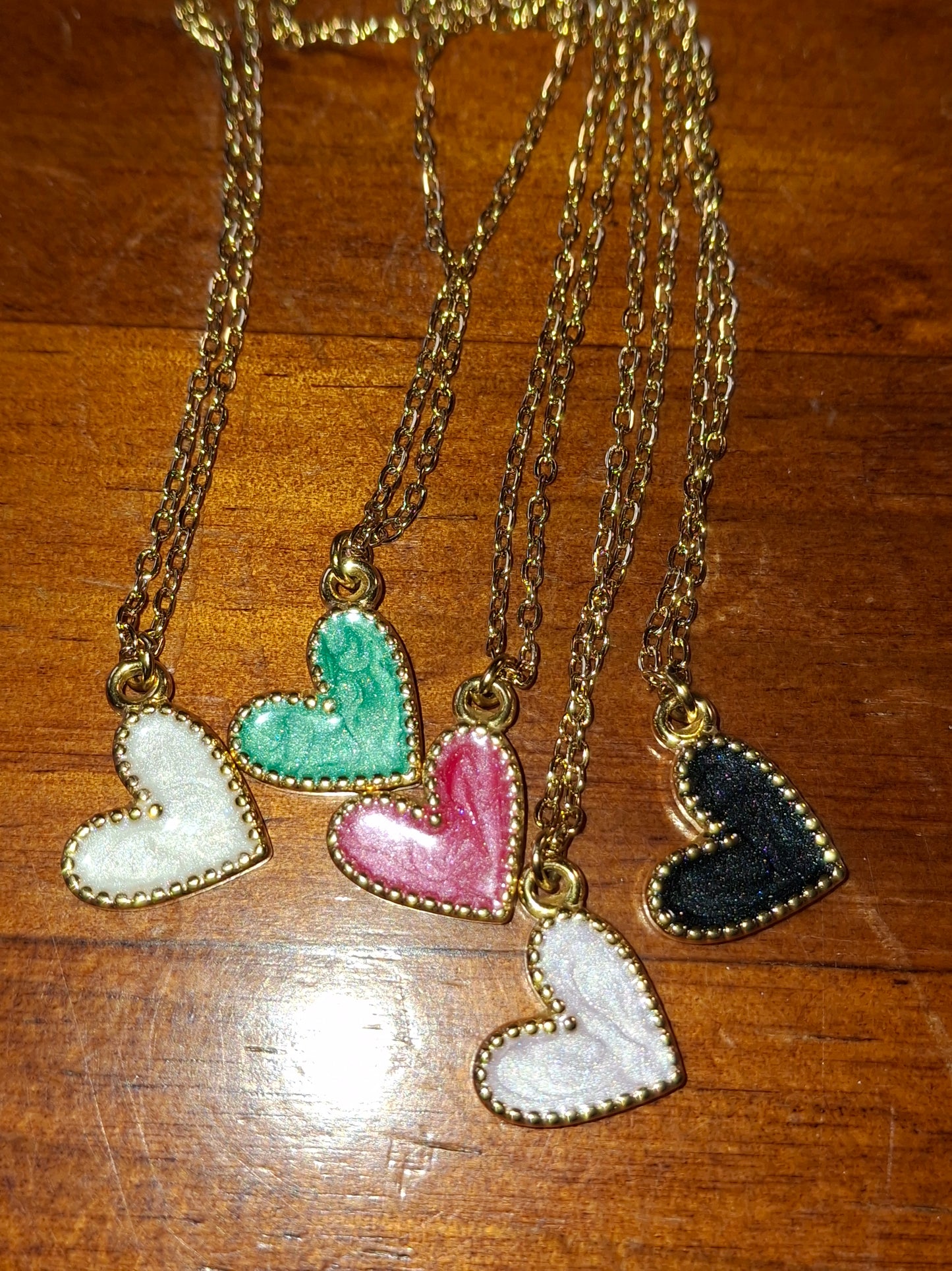 Collier chaîne dorée acier inoxydable stainless steel 316 ,coeur stainless steel 316 et email