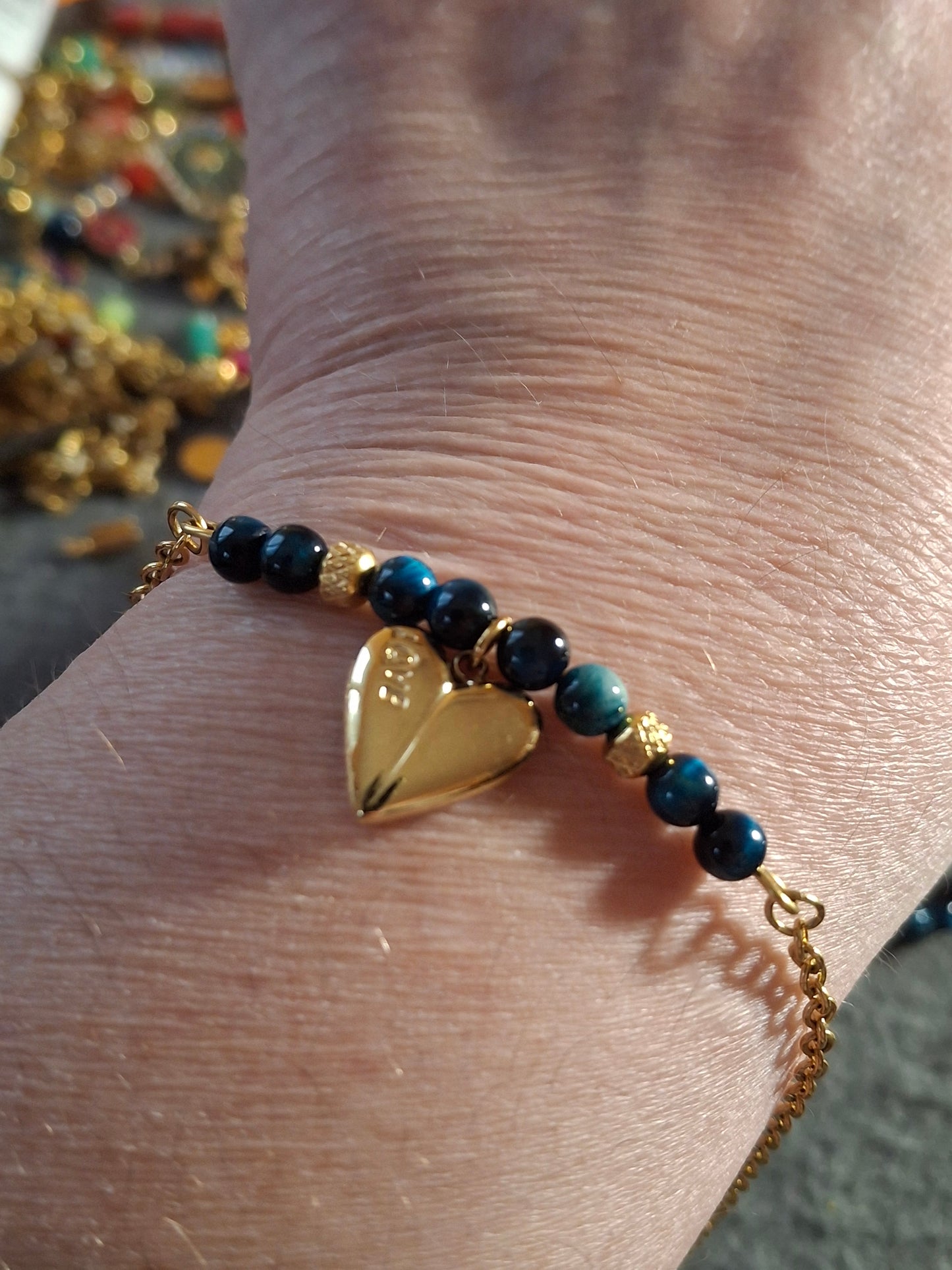 Bracelet chaîne acier inoxydable stainless steel 316 ,perles œil du tigre bleu handmade sur mesure