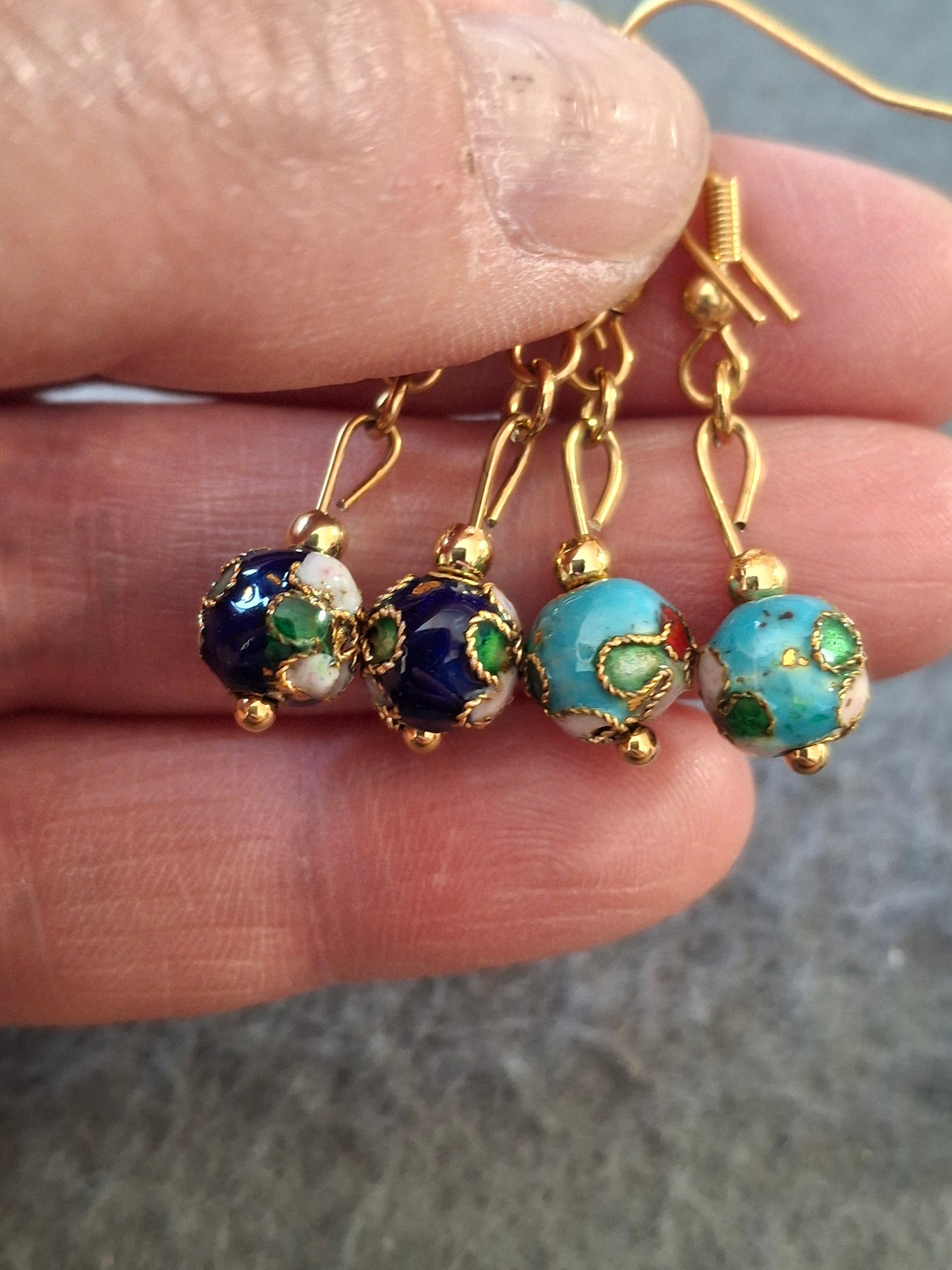 Boucles d oreilles attaches indiennes stainless steel 316 et perle en email cloisonné