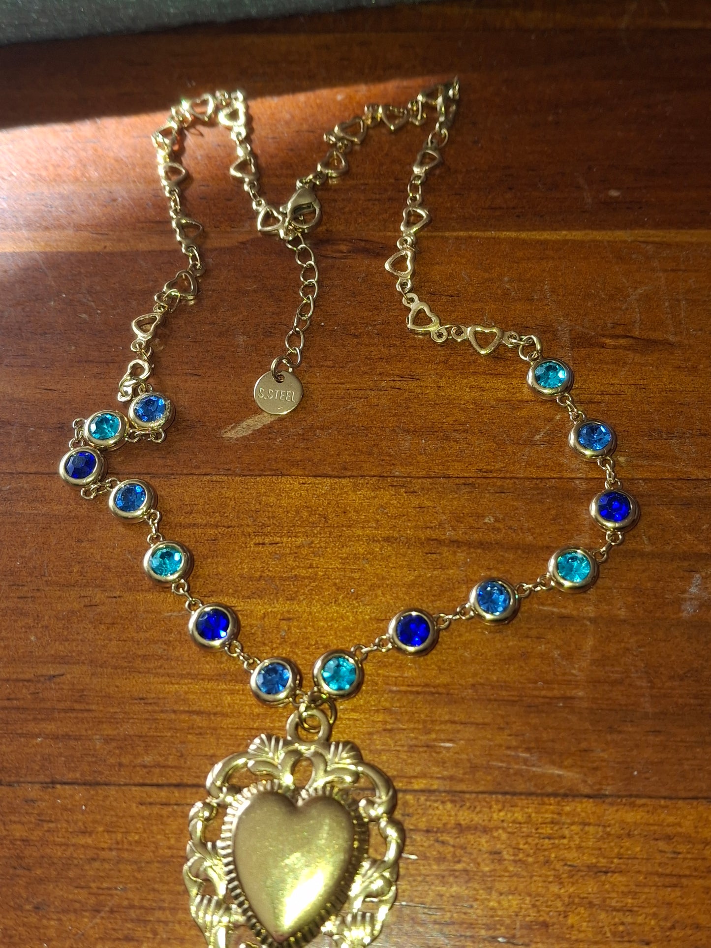 Collier chaîne coeur stainless steel 316 et chaîne stainless steel 316 cristal bleu pendentif coeur stainless steel 316 handmade