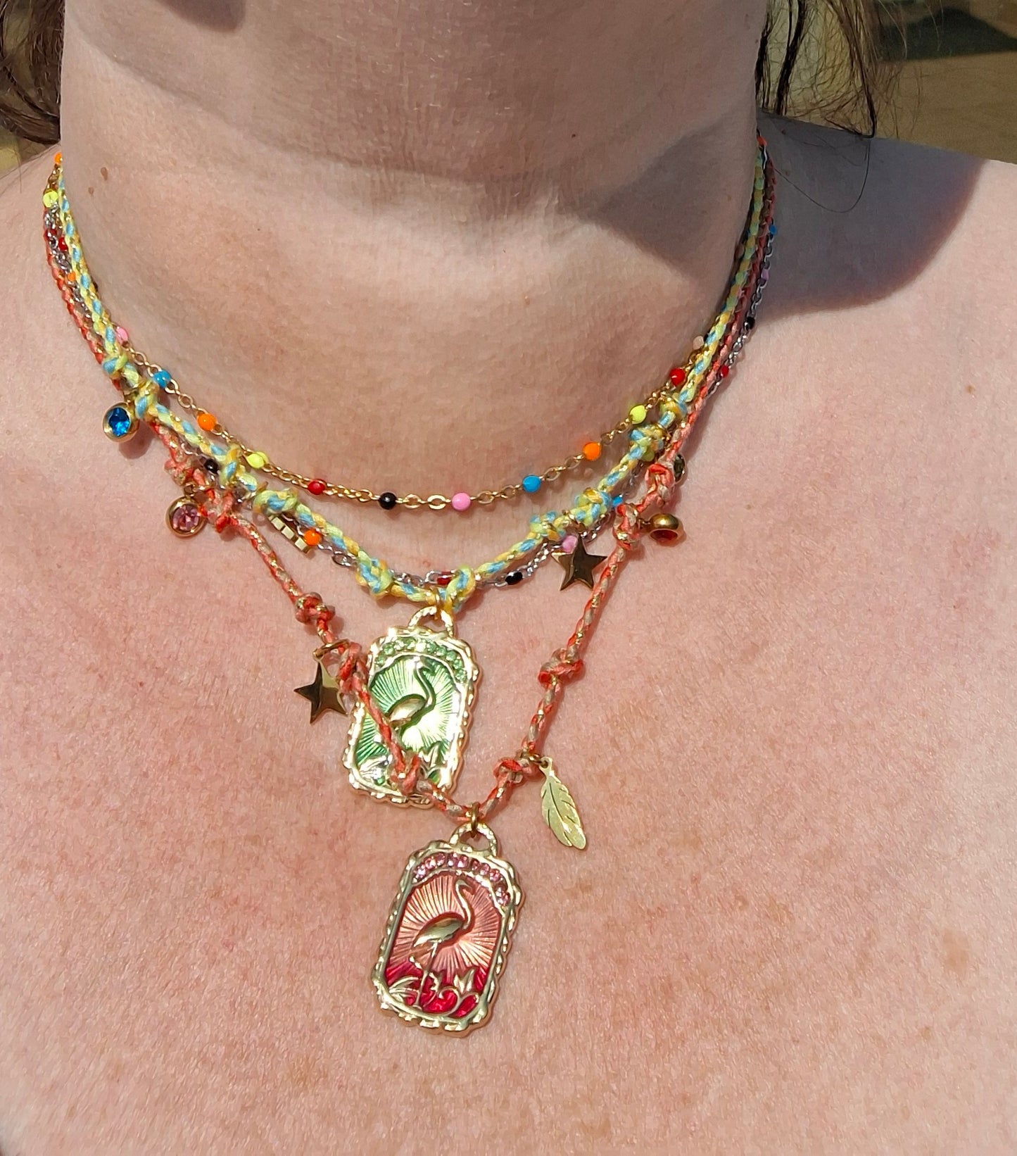 Handgefertigte verstellbare Halskette aus geflochtener Kordel mit Anhängern aus 316er Edelstahl