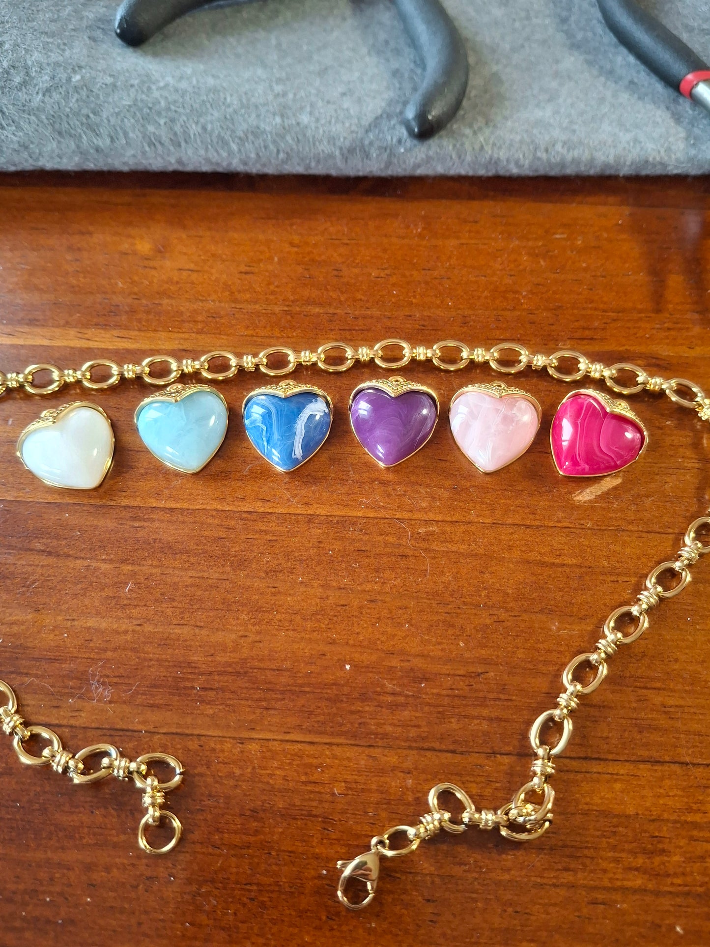 Bracelet chaîne maille gourmette acier inoxydable stainless steel 316 sur mesure grand cœur stainless steel 316 et résine colorée