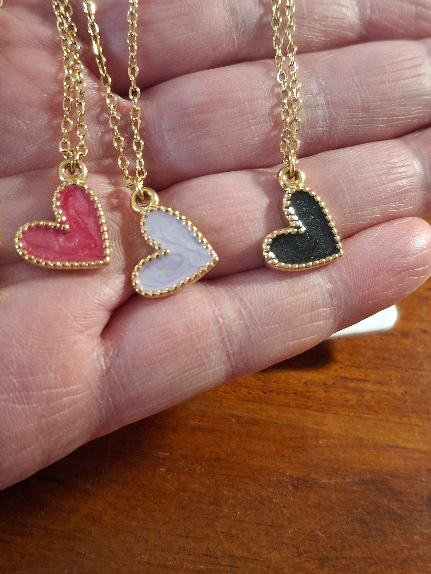 Collier chaîne dorée acier inoxydable stainless steel 316 ,coeur stainless steel 316 et email