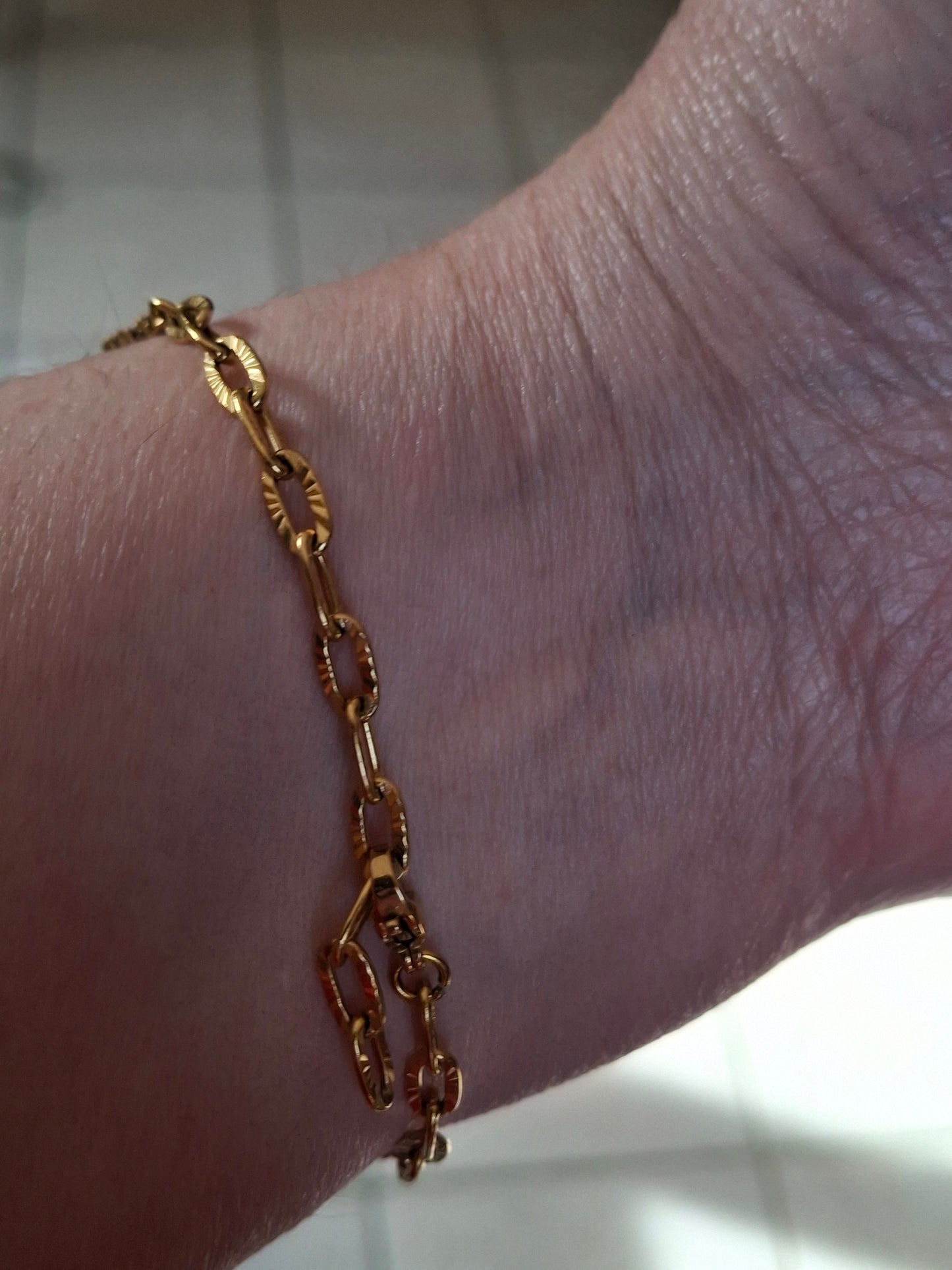Armband Kette Edelstahl 316 Glieder mit geriffelter Panzerkette und blütenförmiger Kette mit rosafarbenem Kristallbesatz Edelstahl 316 handgefertigt verstellbar