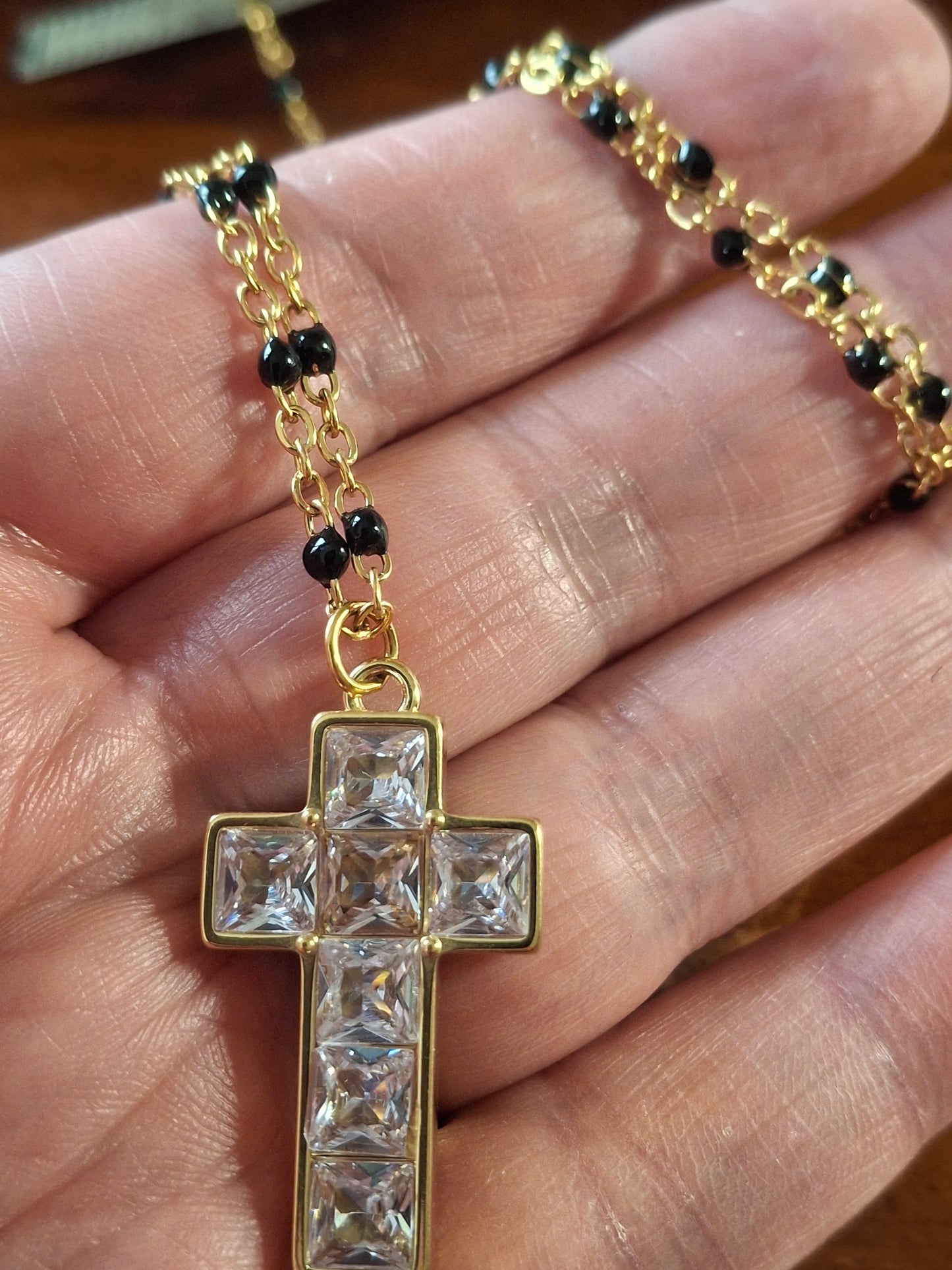 Collier chaîne acier inoxydable stainless steel et croix stainless steel 316 cristal