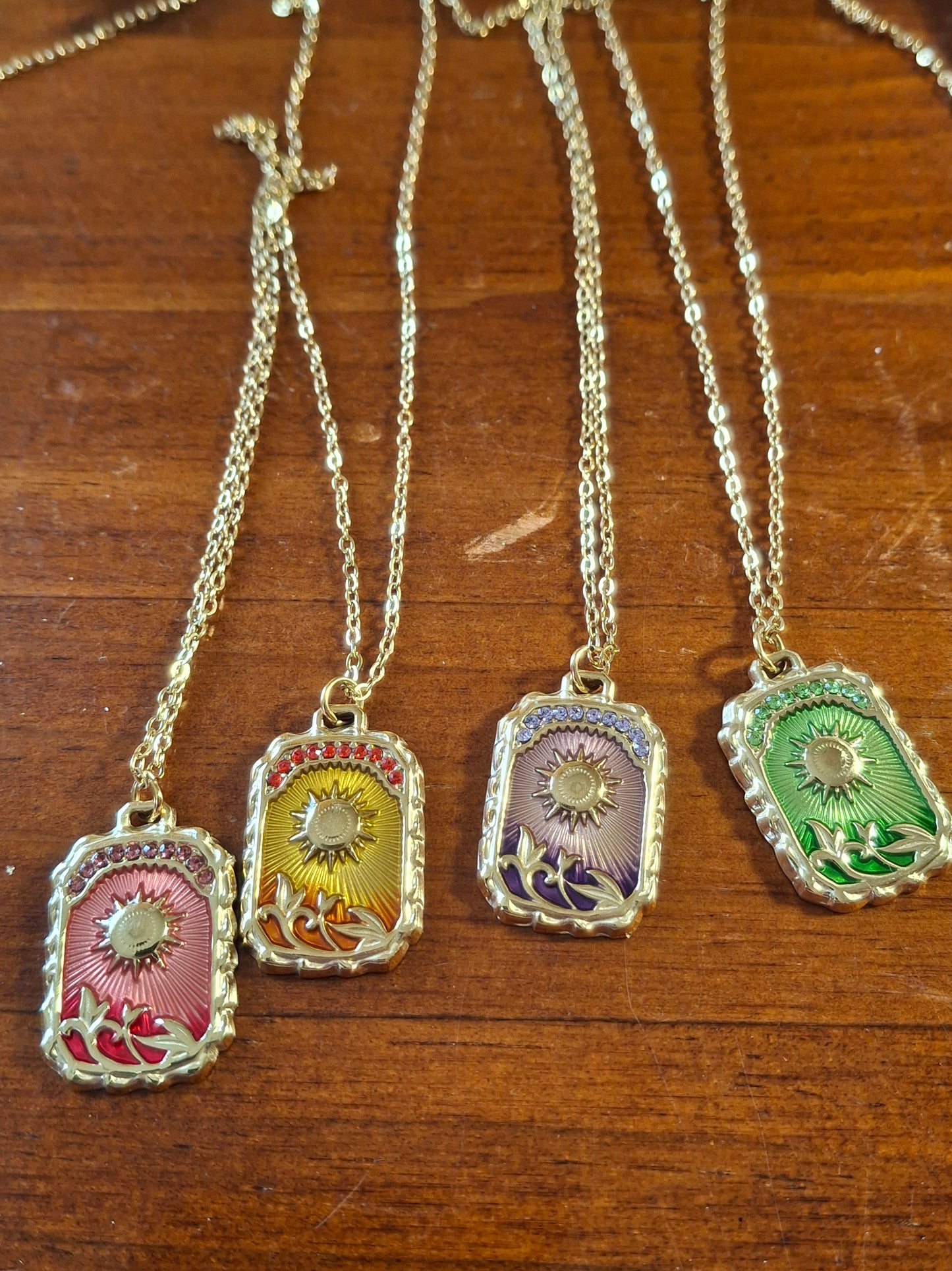 Collier chaîne dorée acier inoxydable stainless steel pendentif stainless steel