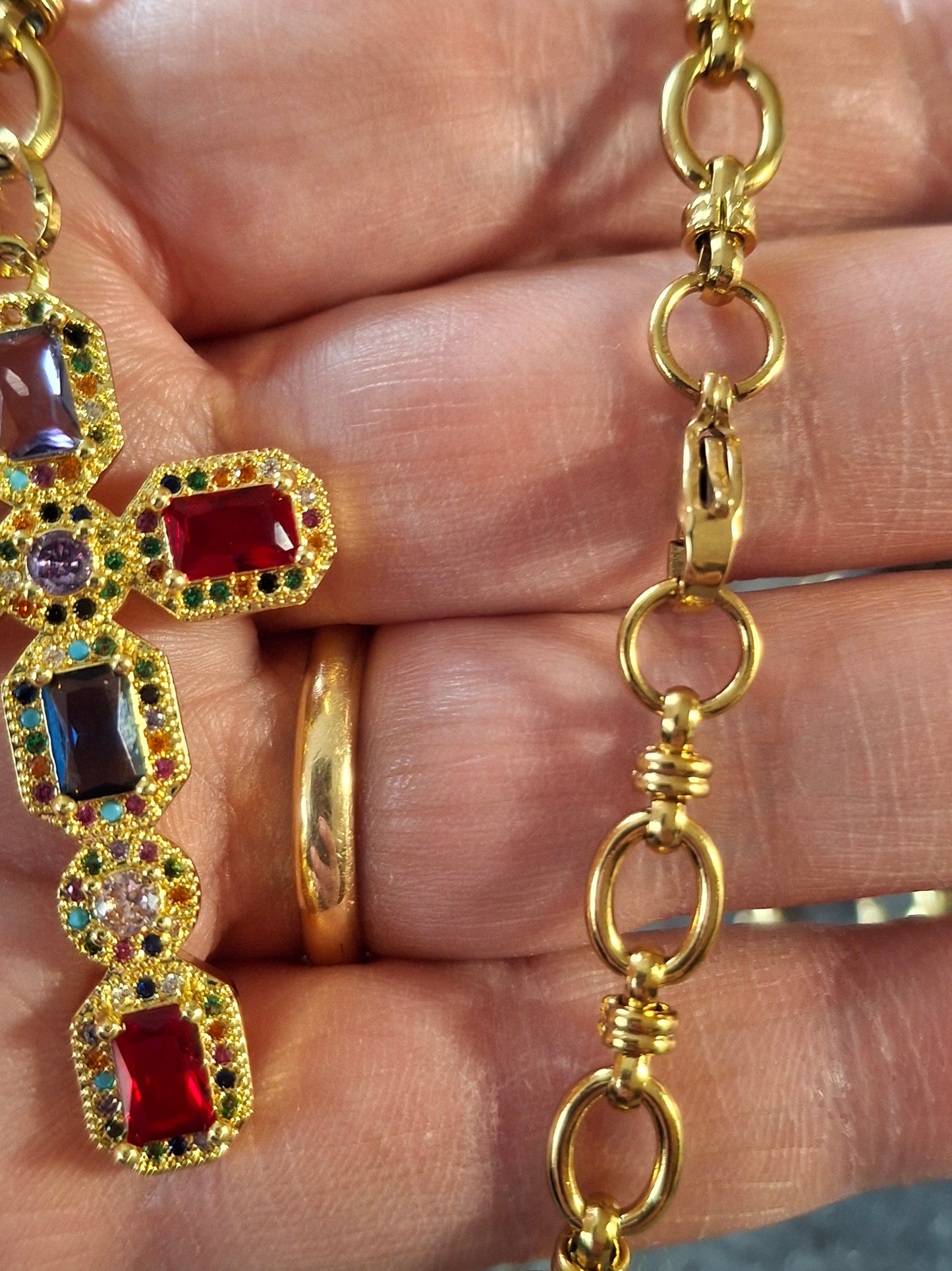 Halskette aus Edelstahl 316, Panzerkette, großes Kreuz, 18 Karat vergoldet, besetzt mit AAA-Kristallen und österreichischen Zirkonia.