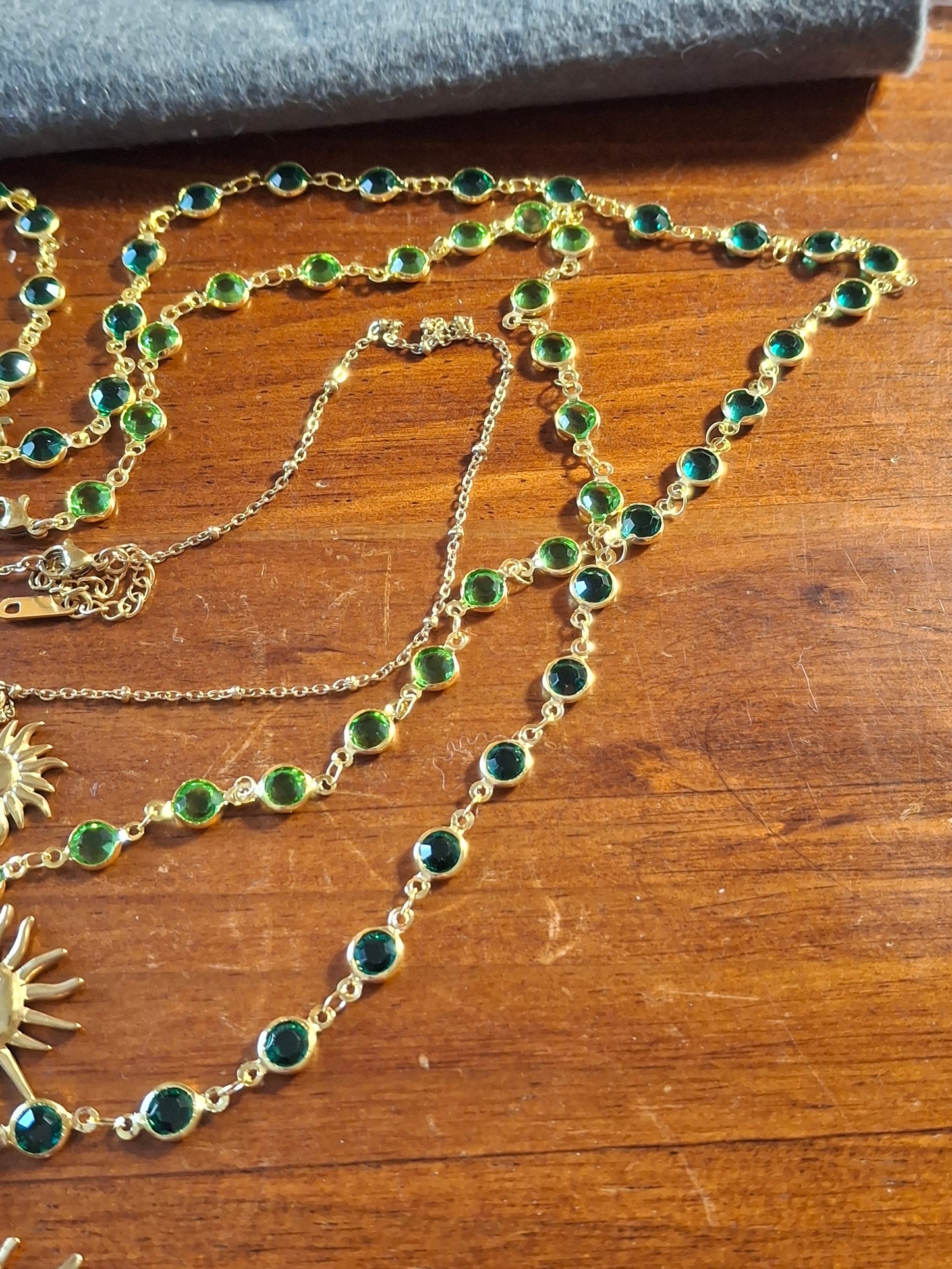 Collier chaîne cuivre ou chaîne acier inoxydable stainless steel pendentif soleil stainless steel