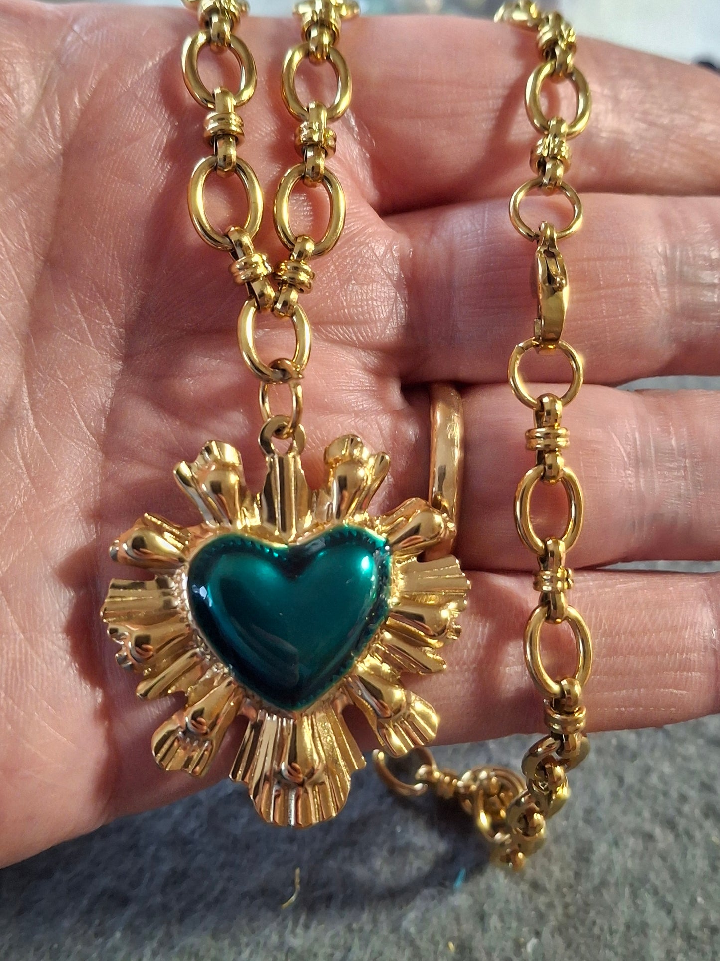 Collier chaîne maille gourmette stainless steel 316 grand cœur rétro stainless steel 316 et email coloré turquoise