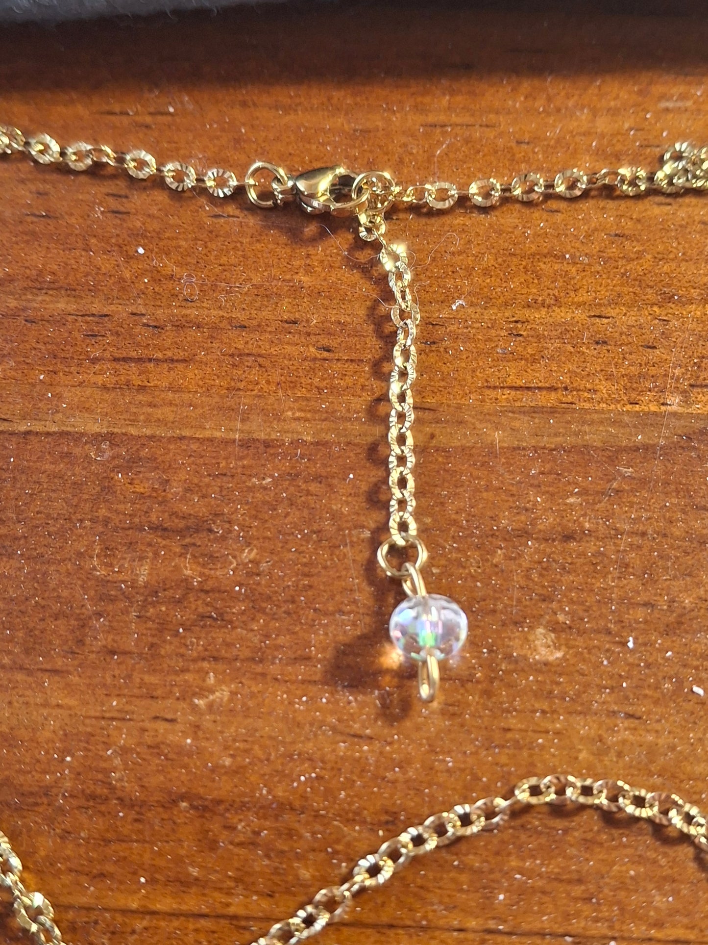 Stainless steel chain necklace, baroque heart style, red enamel, 18k gold plated