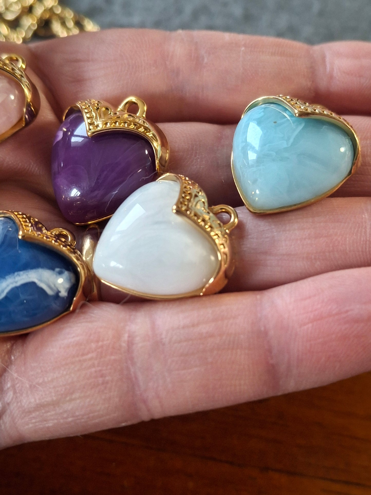 Bracelet chaîne maille gourmette acier inoxydable stainless steel 316 sur mesure grand cœur stainless steel 316 et résine colorée