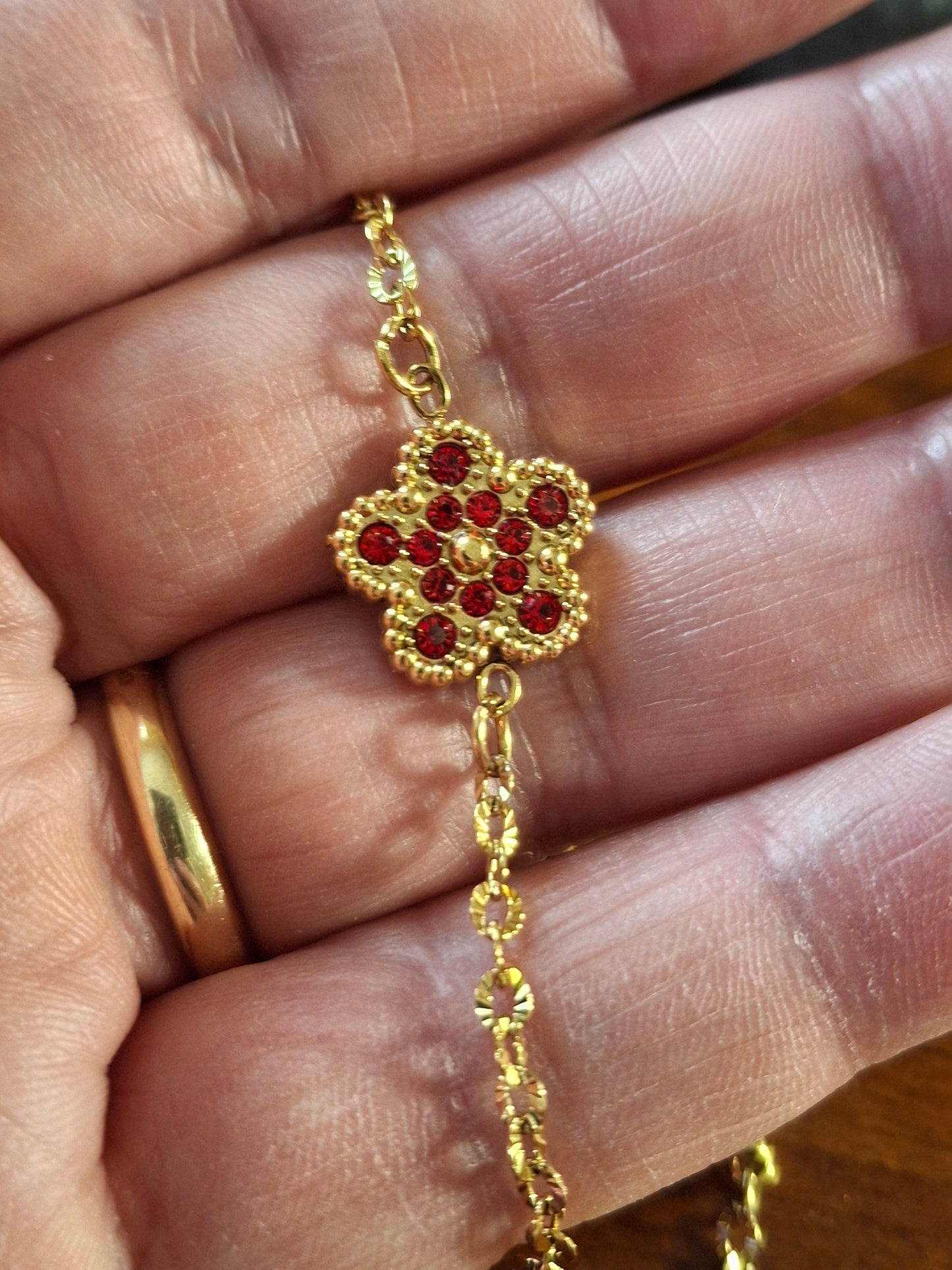 Bracelet chaîne acier inoxydable stainless steel 316 et fleur de prunier stainless steel 316 sertie zirconium sur mesure